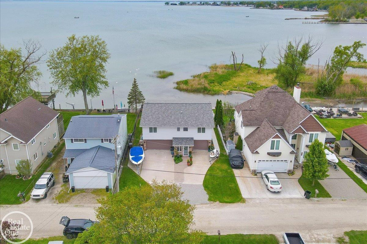 7860 Belle Brae Lane, MI — Photo 47