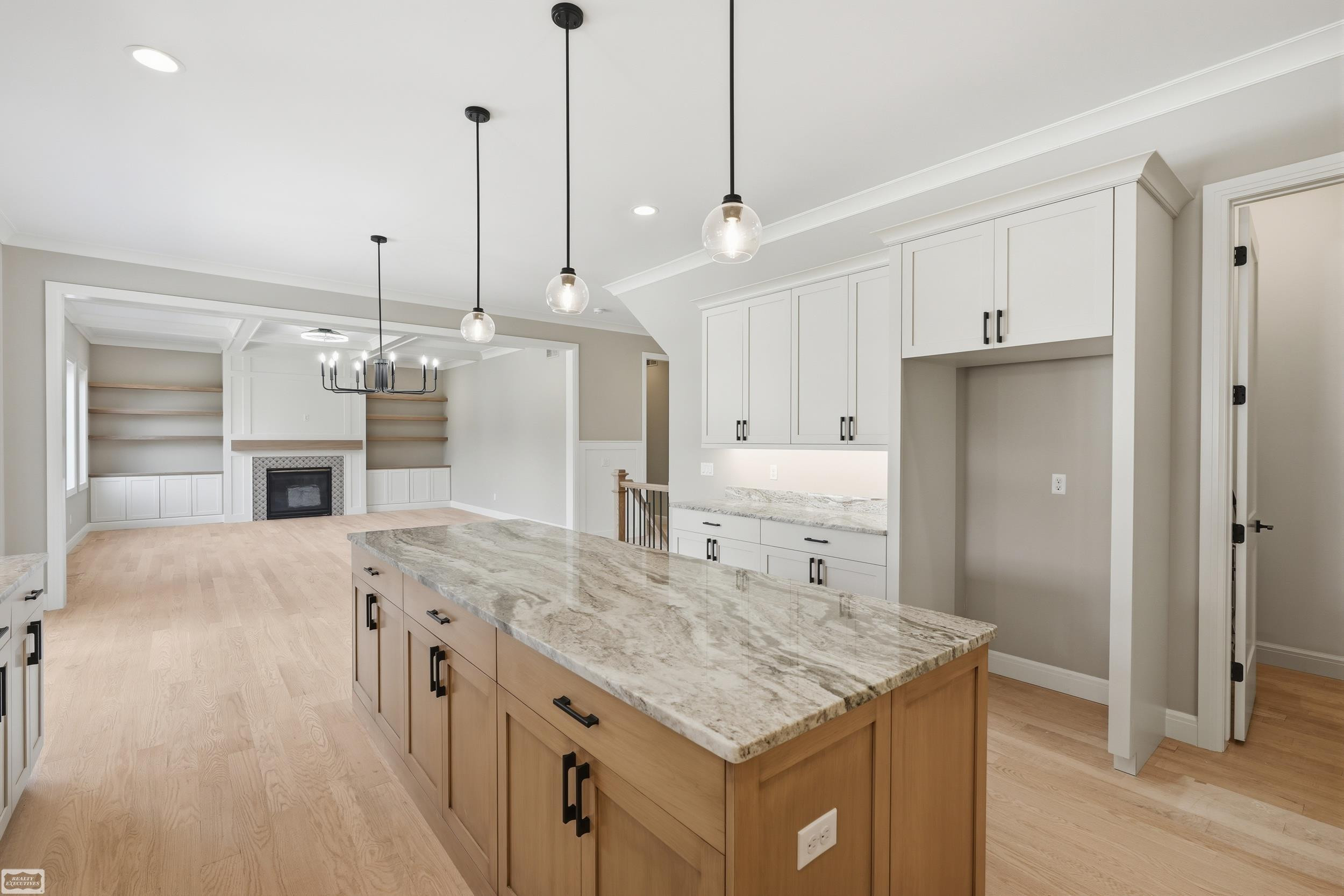 54679 White Pine Lane, Shelby Twp, MI 48315 — Photo 10