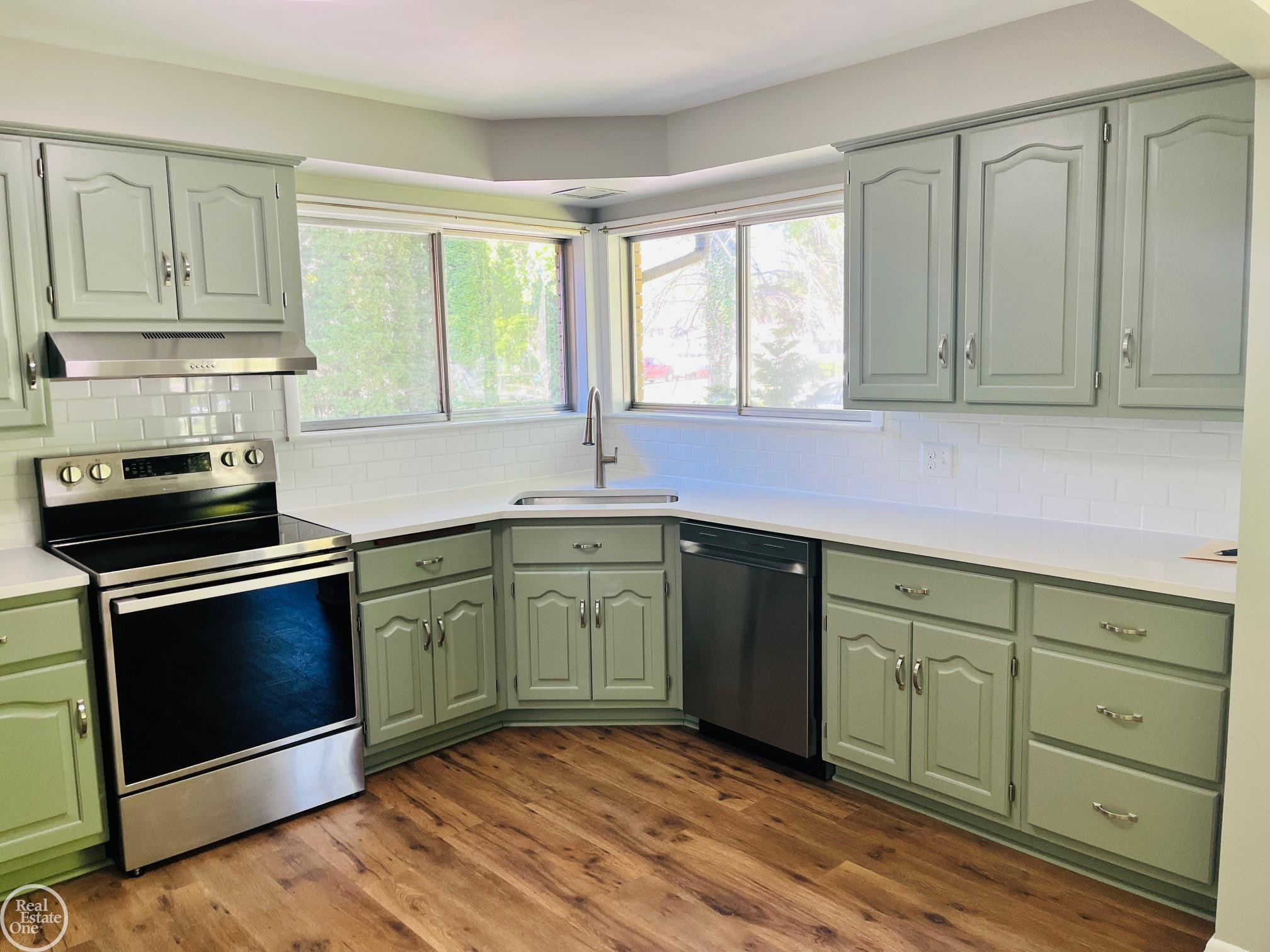 227 Connecticut Avenue, Marysville, MI 48040 — Photo 3
