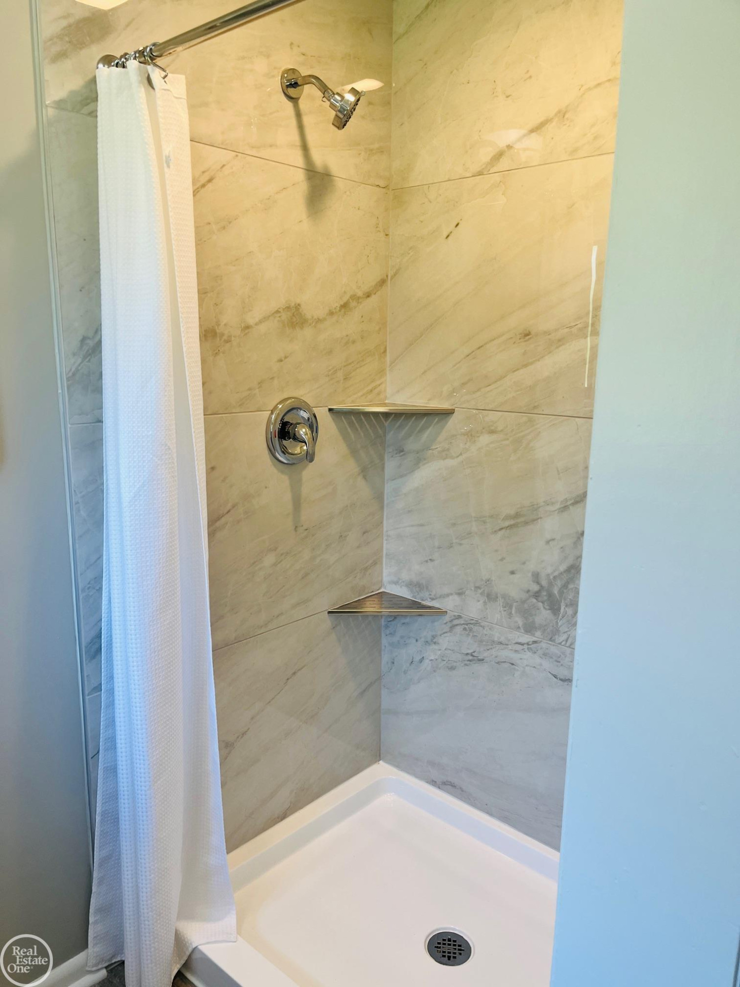227 Connecticut Avenue, Marysville, MI 48040 — Photo 9