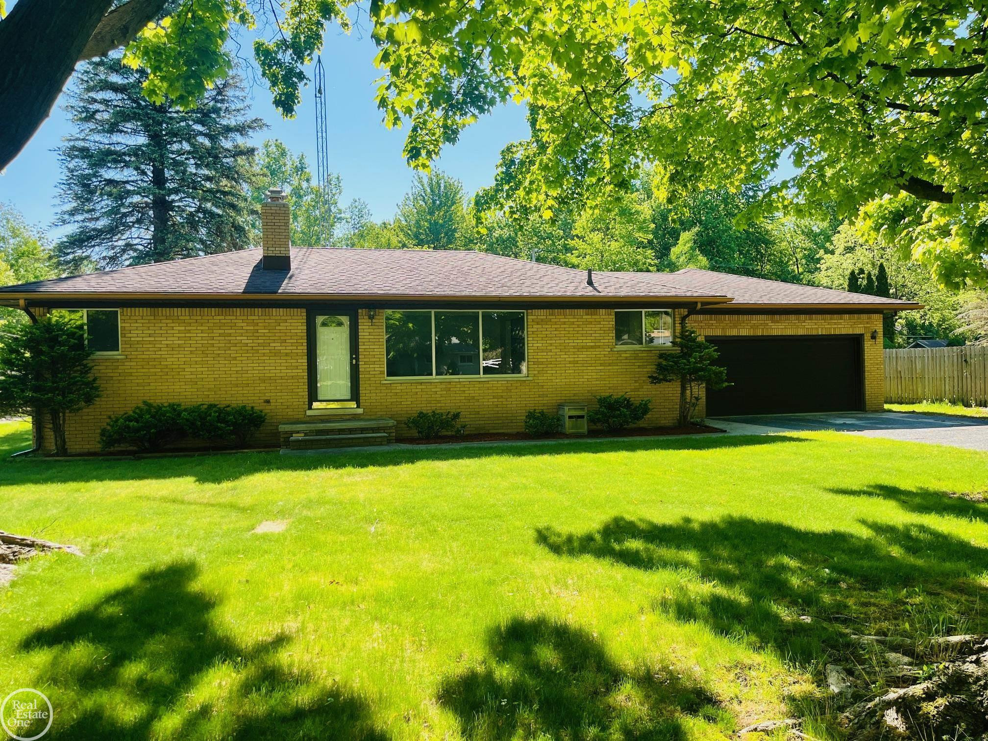 227 Connecticut Avenue, Marysville, MI 48040 — Photo 21