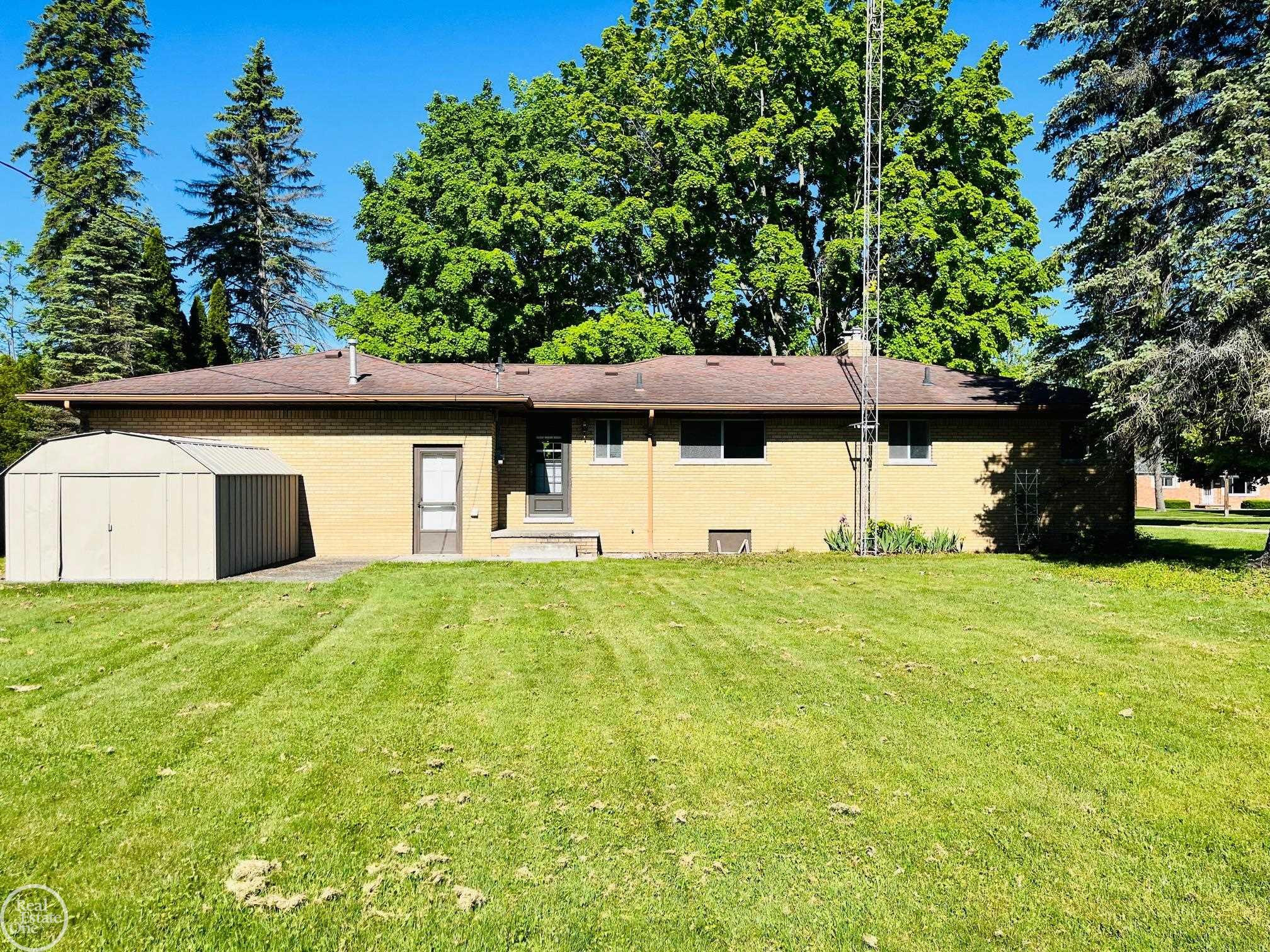 227 Connecticut Avenue, Marysville, MI 48040 — Photo 24