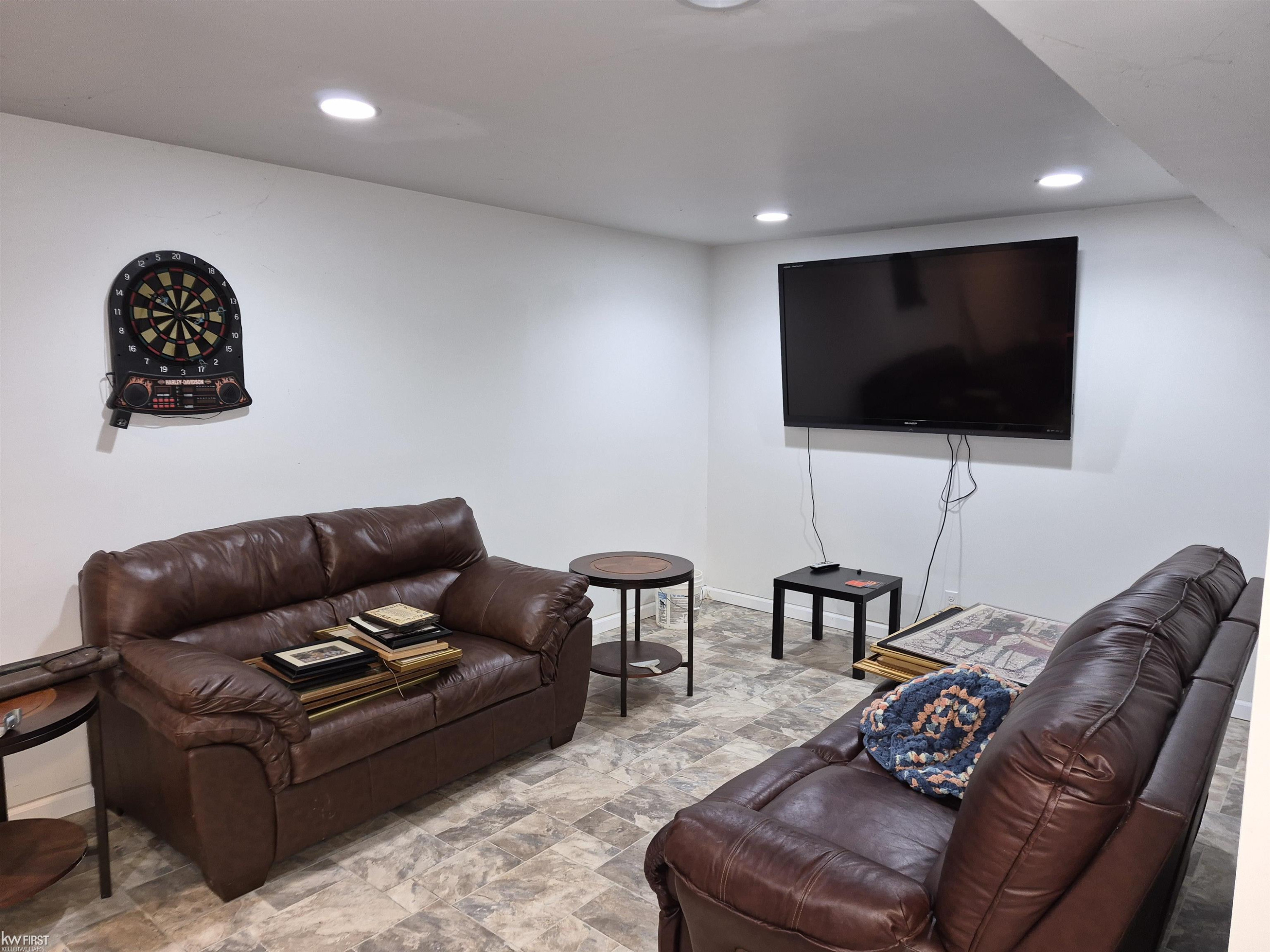1282 Arrowhead Drive, Burton, MI 48509 — Photo 10