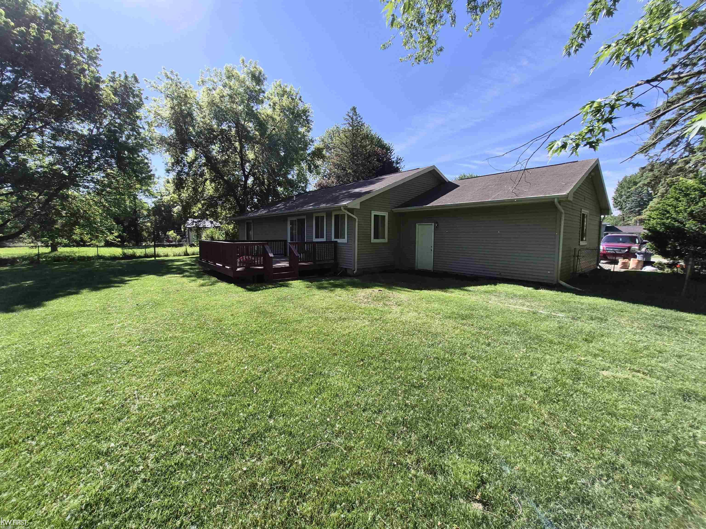 1282 Arrowhead Drive, Burton, MI 48509 — Photo 13