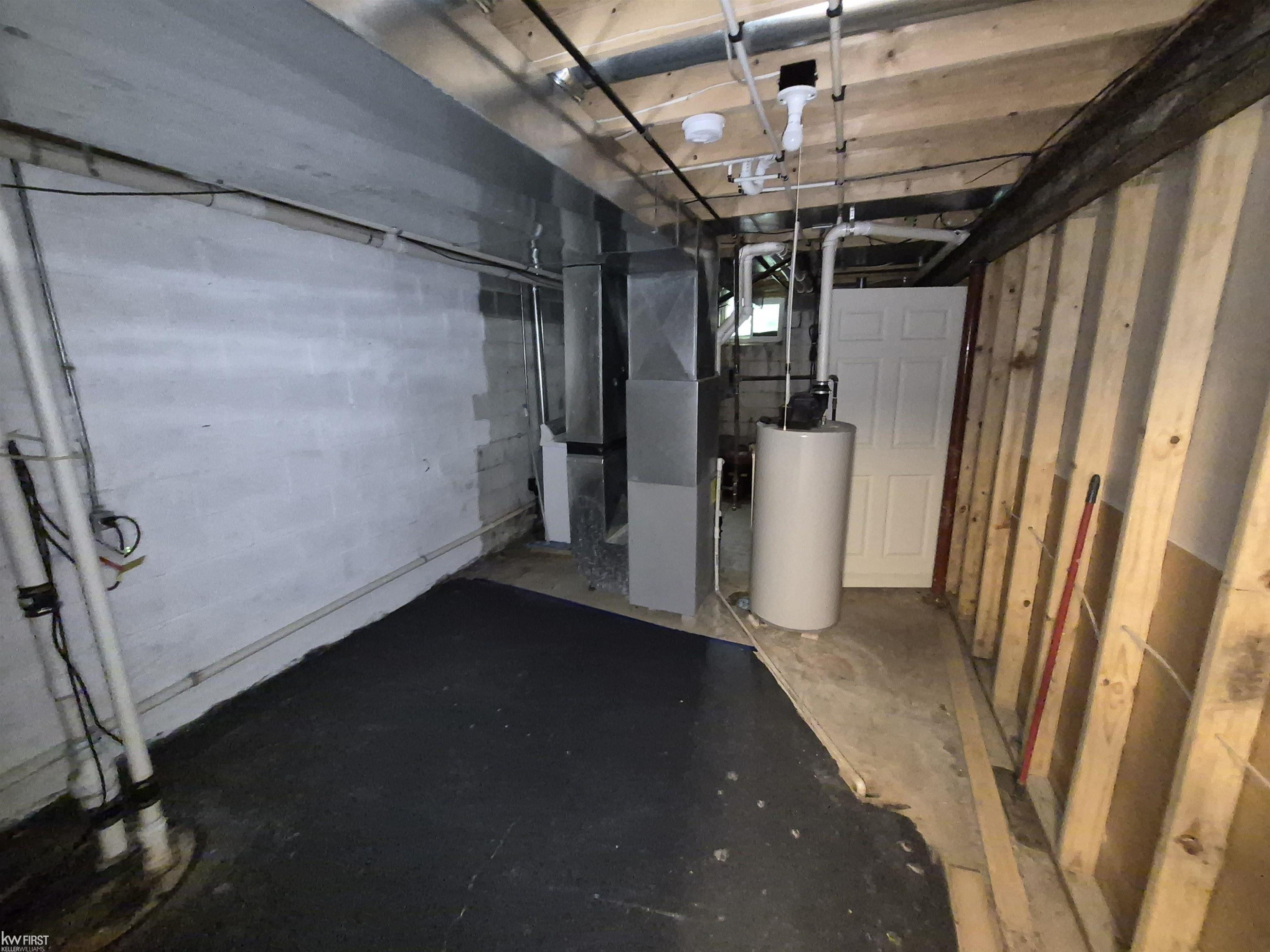1282 Arrowhead Drive, Burton, MI 48509 — Photo 18