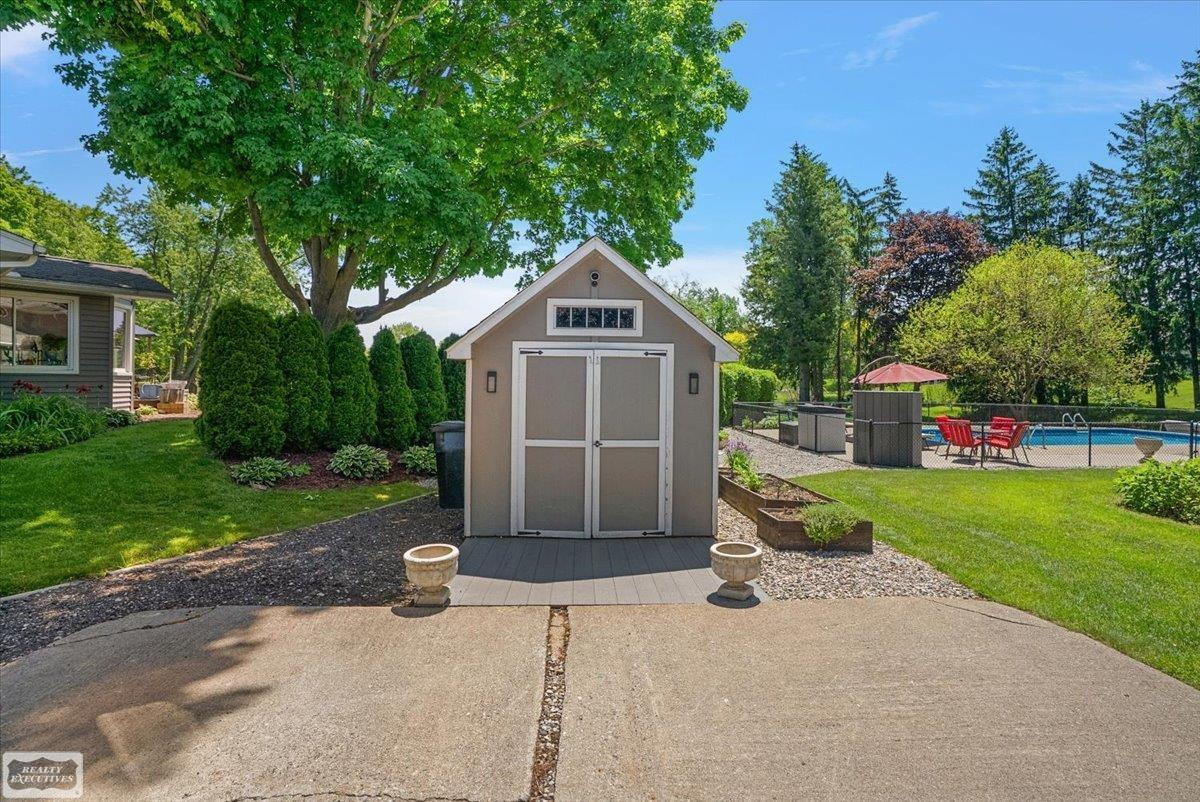 9780 Klais Rd Road, Clarkston, MI 48348 — Photo 10