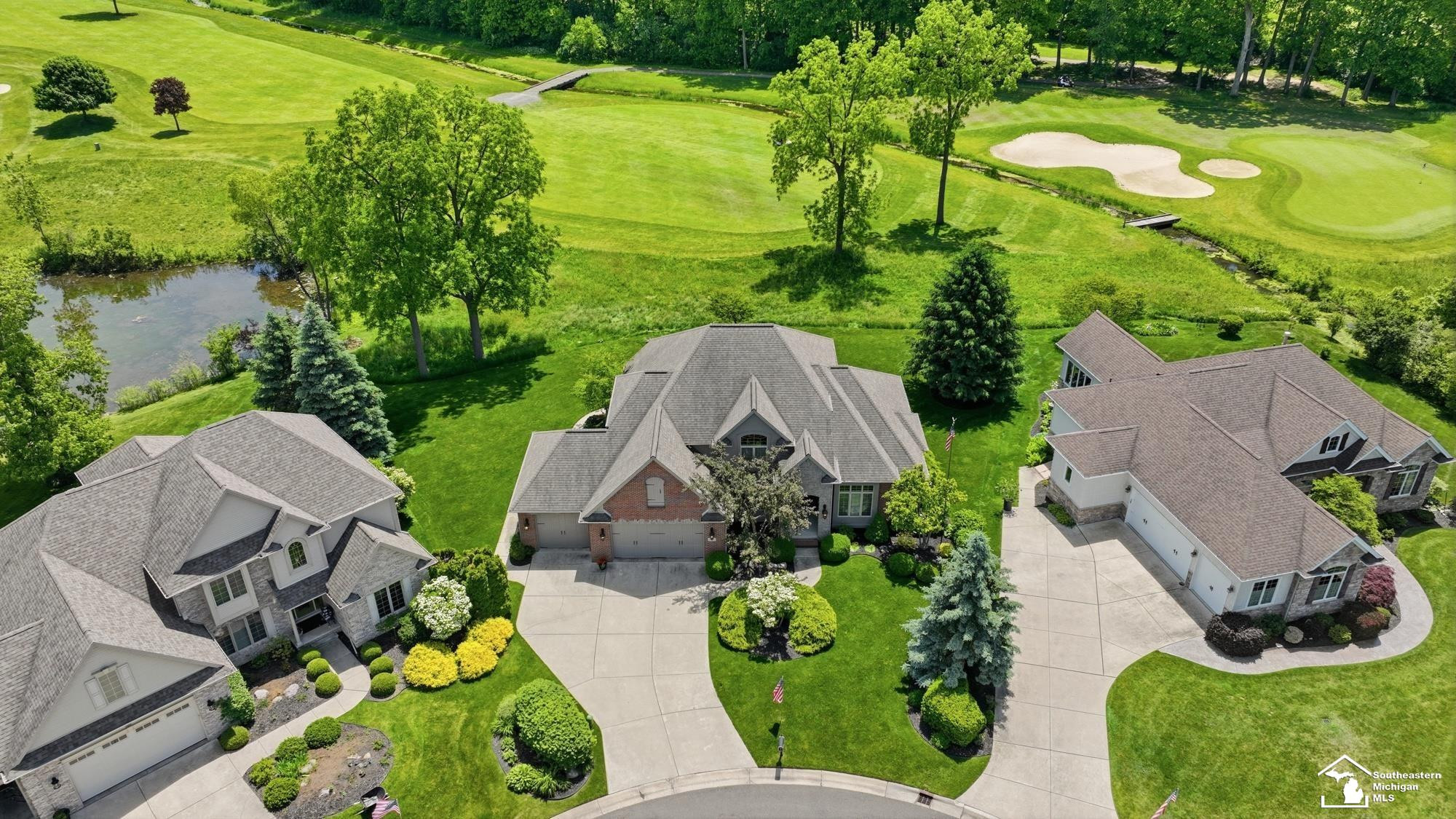 1042 Saint James Park Avenue, Monroe, MI 48161 — Photo 4