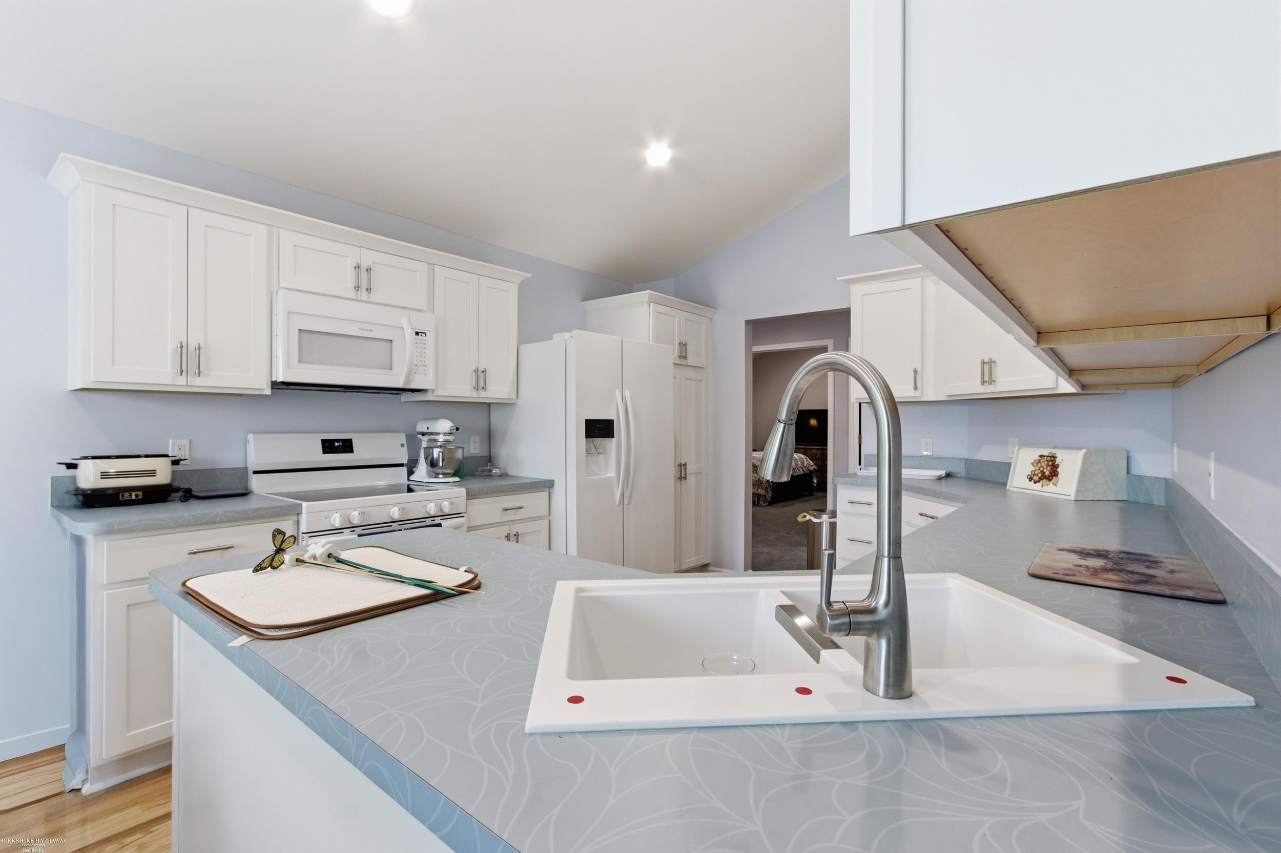 47153 W Mission Valley Drive, 10, Macomb, MI 48042 — Photo 8