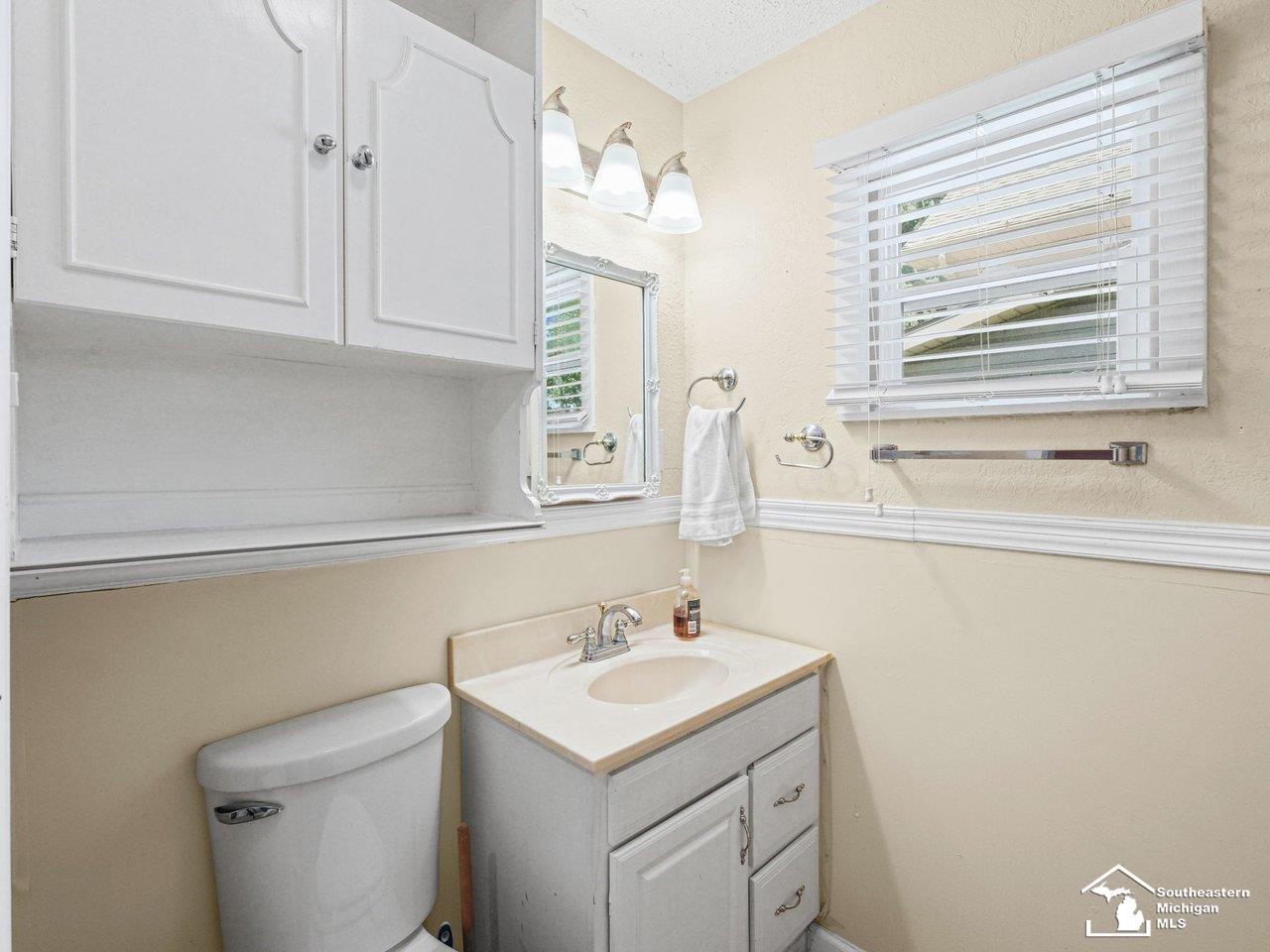 4346 4th Street, Luna Pier, MI 48157 — Photo 32