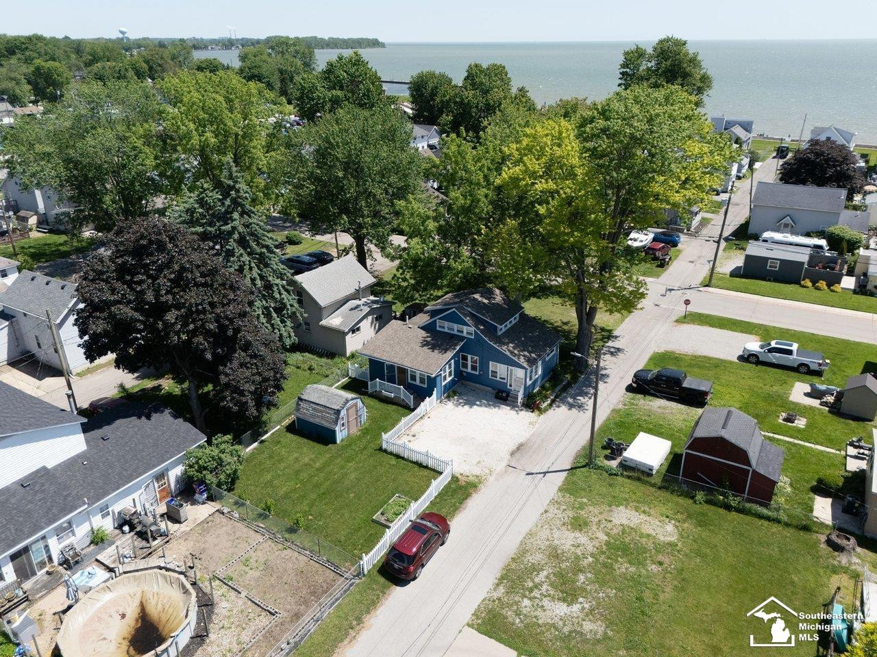 4346 4th Street, Luna Pier, MI 48157 — Photo 45