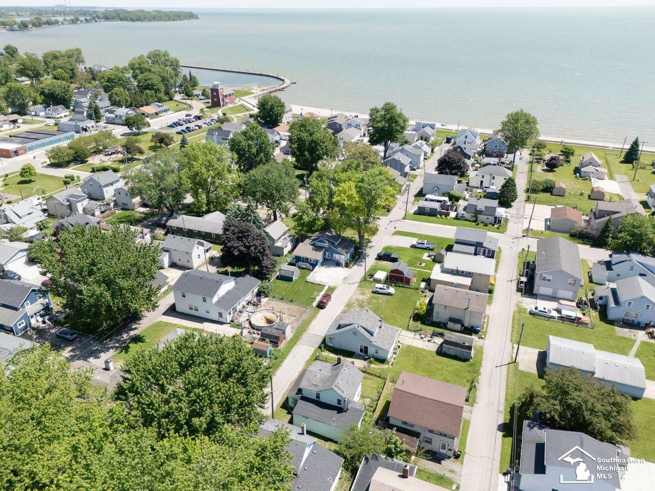 4346 4th Street, Luna Pier, MI 48157 — Photo 52