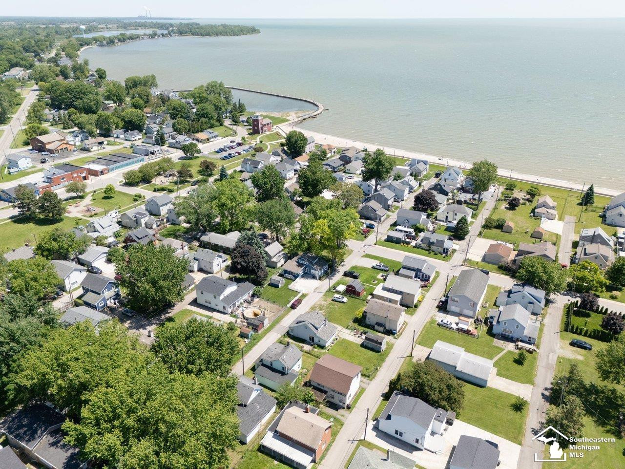 4346 4th Street, Luna Pier, MI 48157 — Photo 53