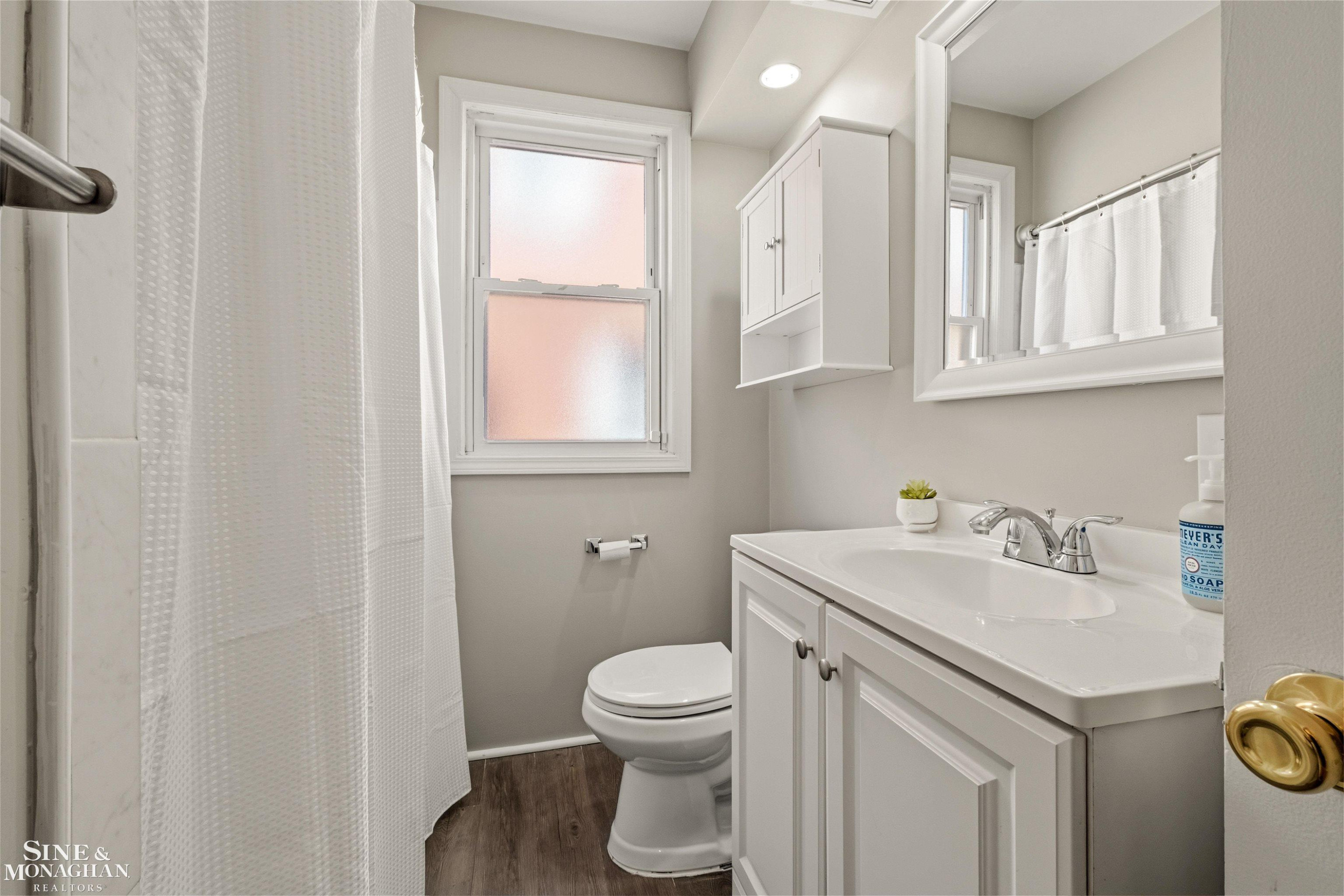 1229 Brys Drive, Grosse Pointe Woods, MI 48236 — Photo 21