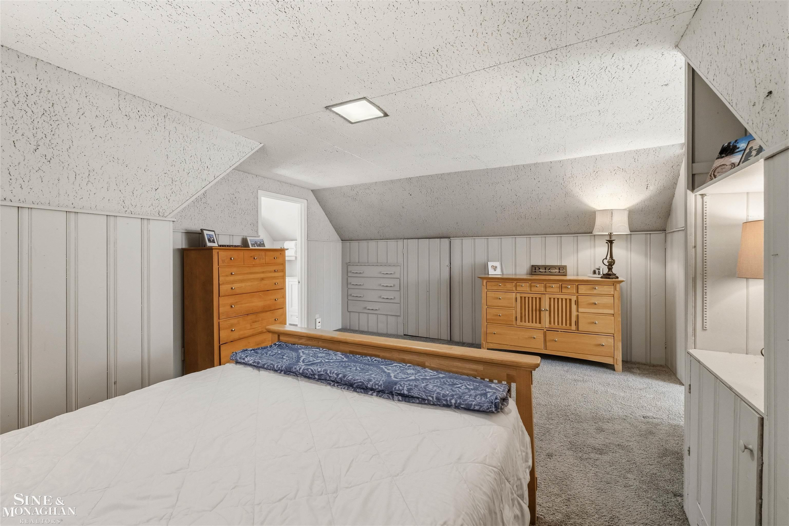 1229 Brys Drive, Grosse Pointe Woods, MI 48236 — Photo 28