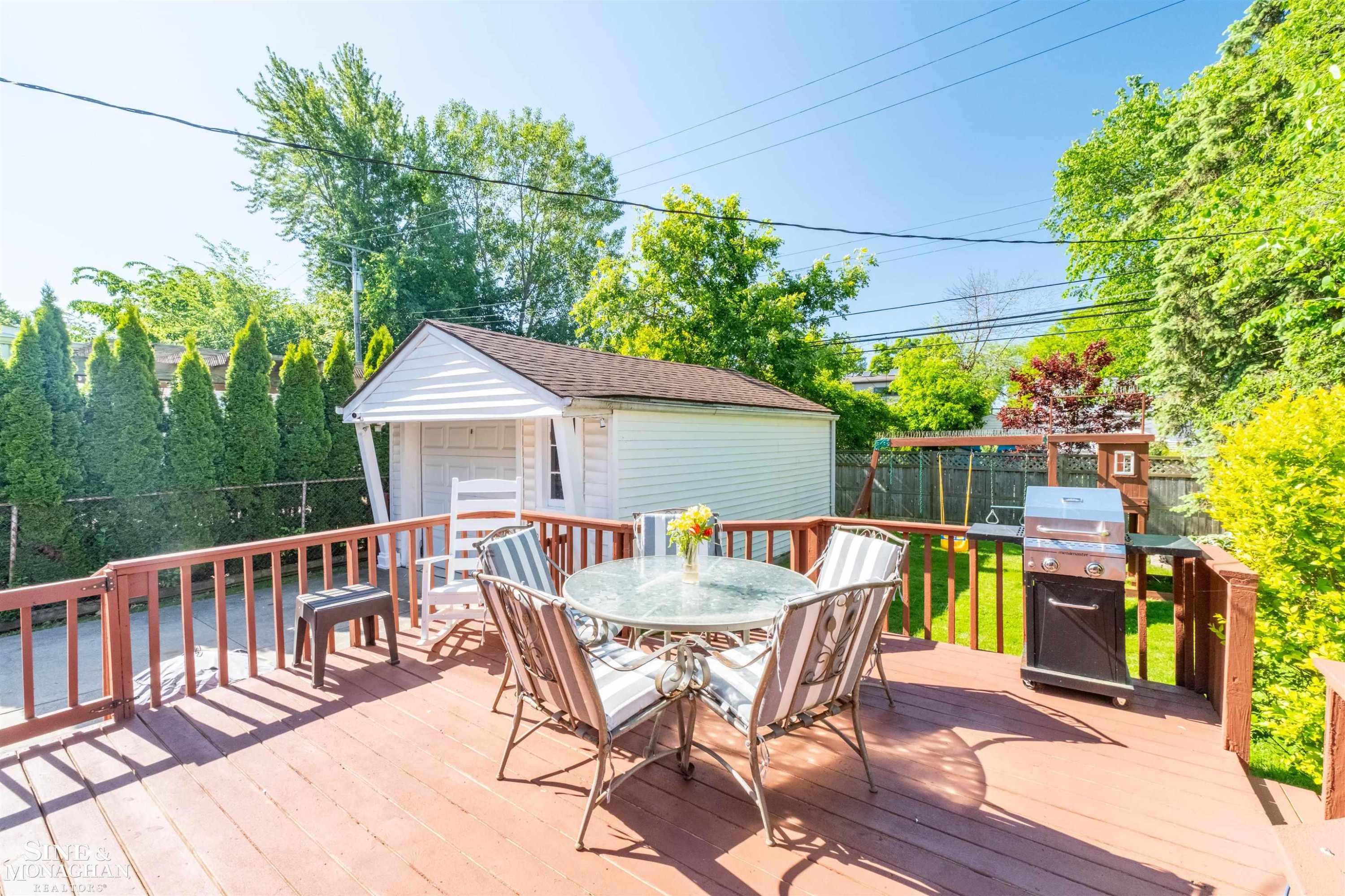 1229 Brys Drive, Grosse Pointe Woods, MI 48236 — Photo 40