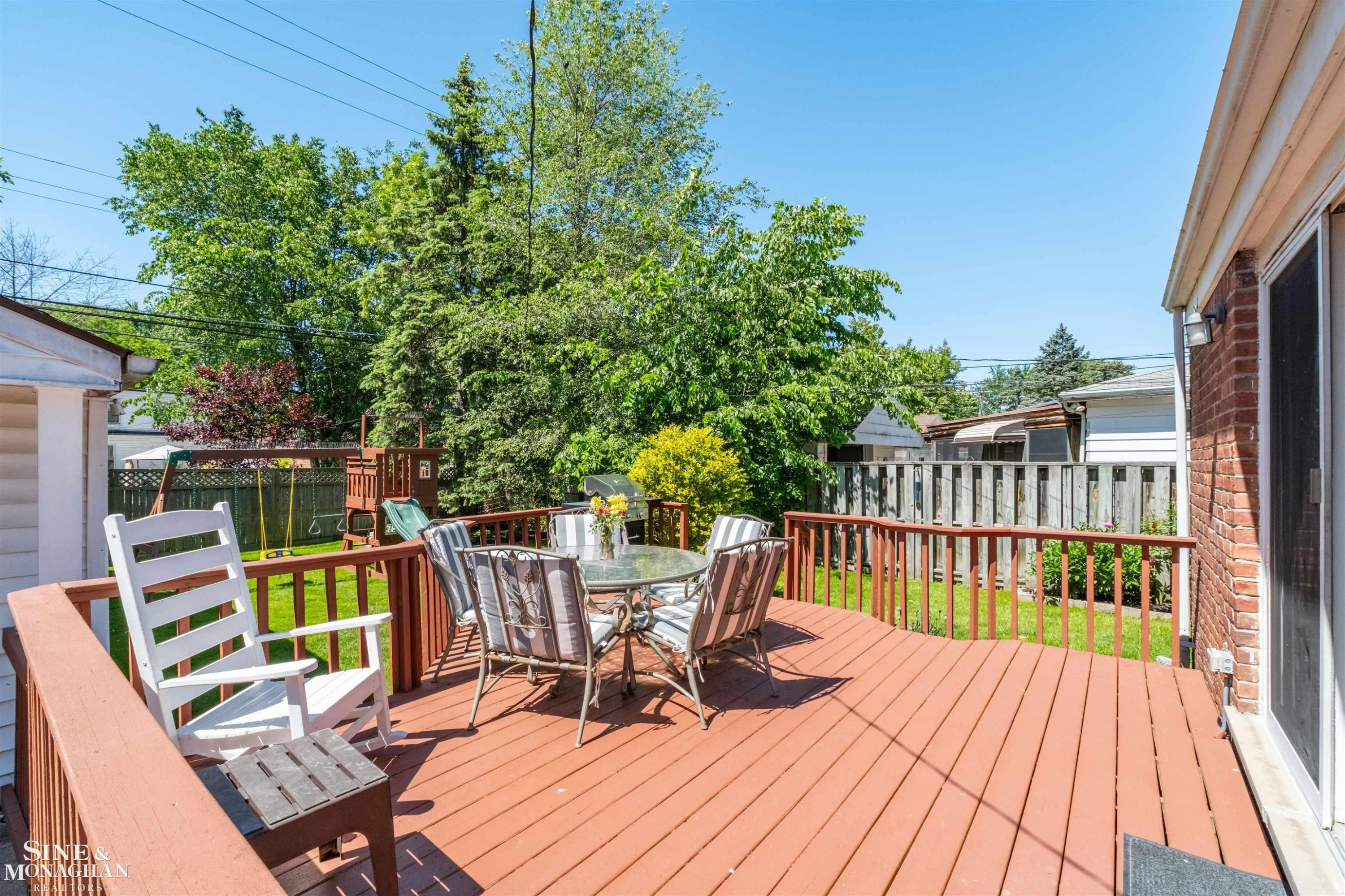 1229 Brys Drive, Grosse Pointe Woods, MI 48236 — Photo 44