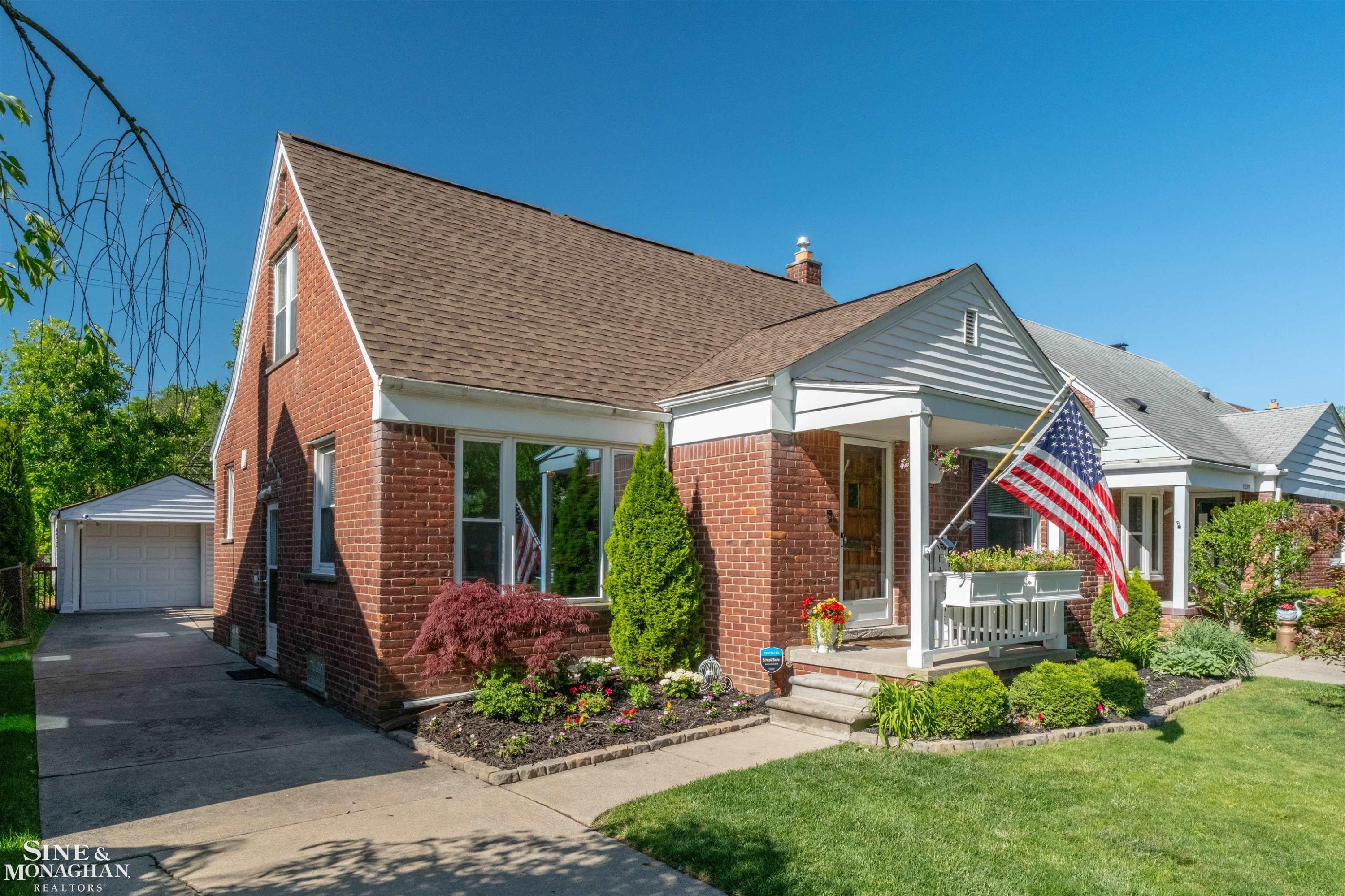 1229 Brys Drive, Grosse Pointe Woods, MI 48236 — Photo 50