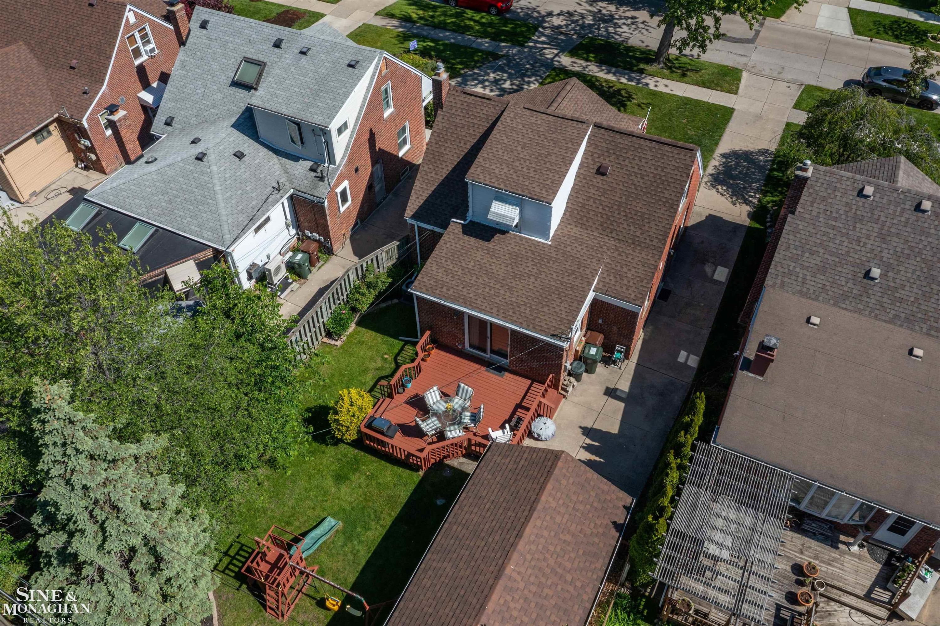 1229 Brys Drive, Grosse Pointe Woods, MI 48236 — Photo 53