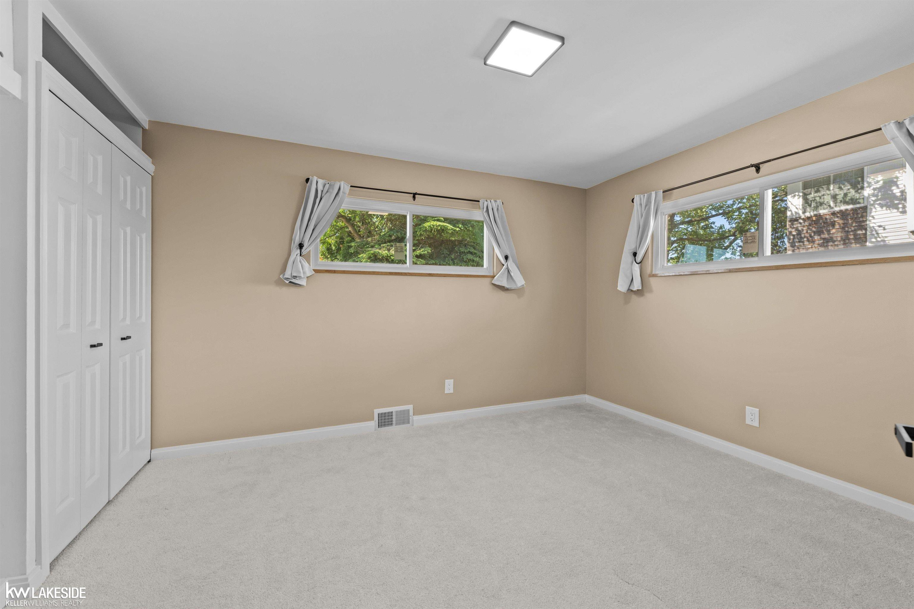 16504 Collinson Avenue, Eastpointe, MI 48021 — Photo 19