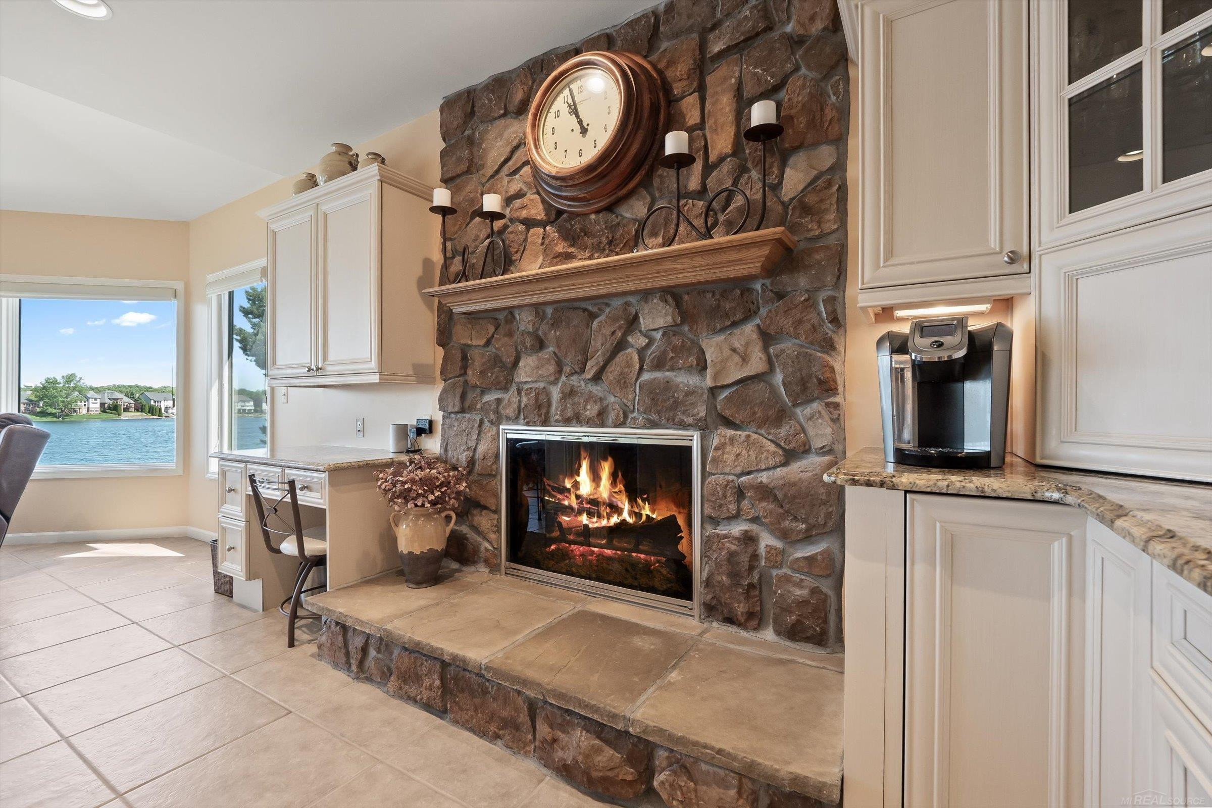 400 Lakes Edge Drive, Oxford, MI 48371 — Photo 15
