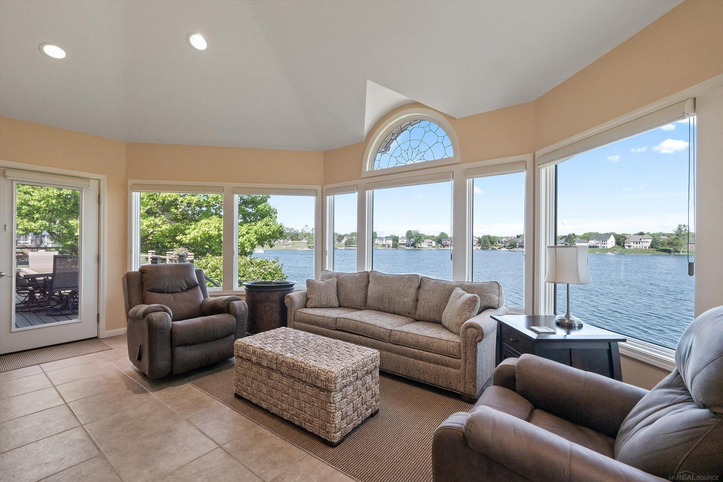 400 Lakes Edge Drive, Oxford, MI 48371 — Photo 17