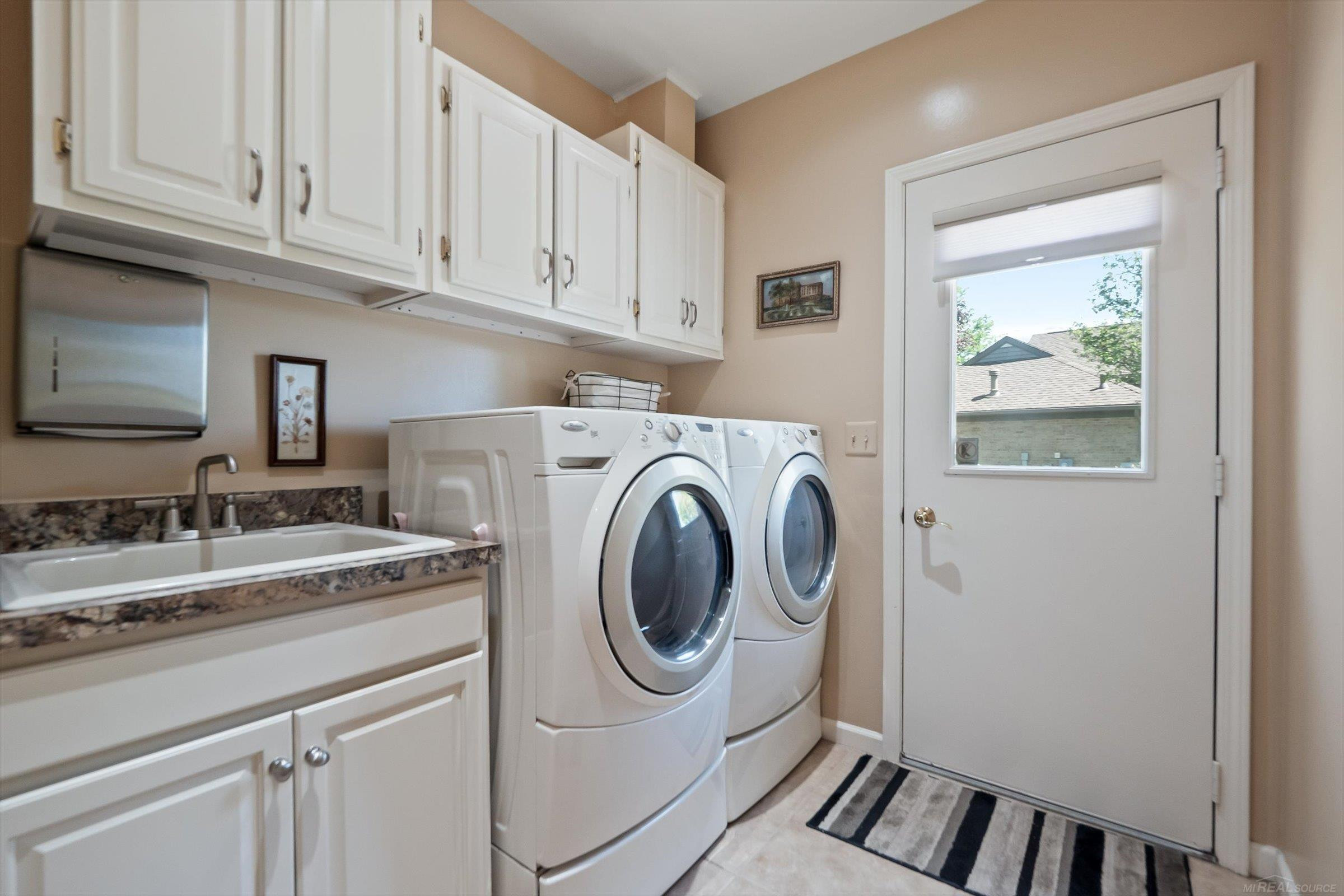 400 Lakes Edge Drive, Oxford, MI 48371 — Photo 19