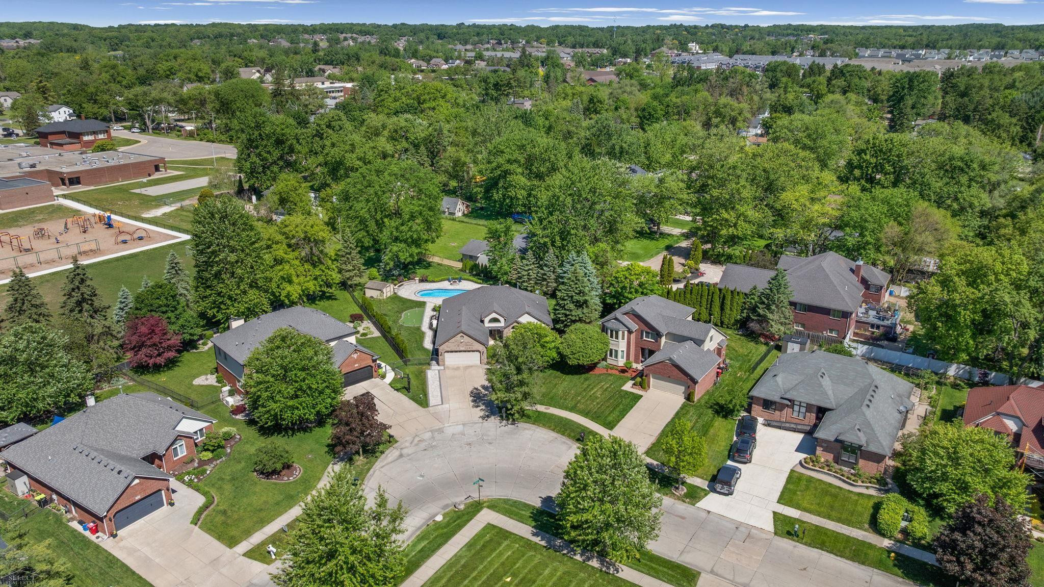 8303 Frederick Drive, Washington, MI — Photo 2