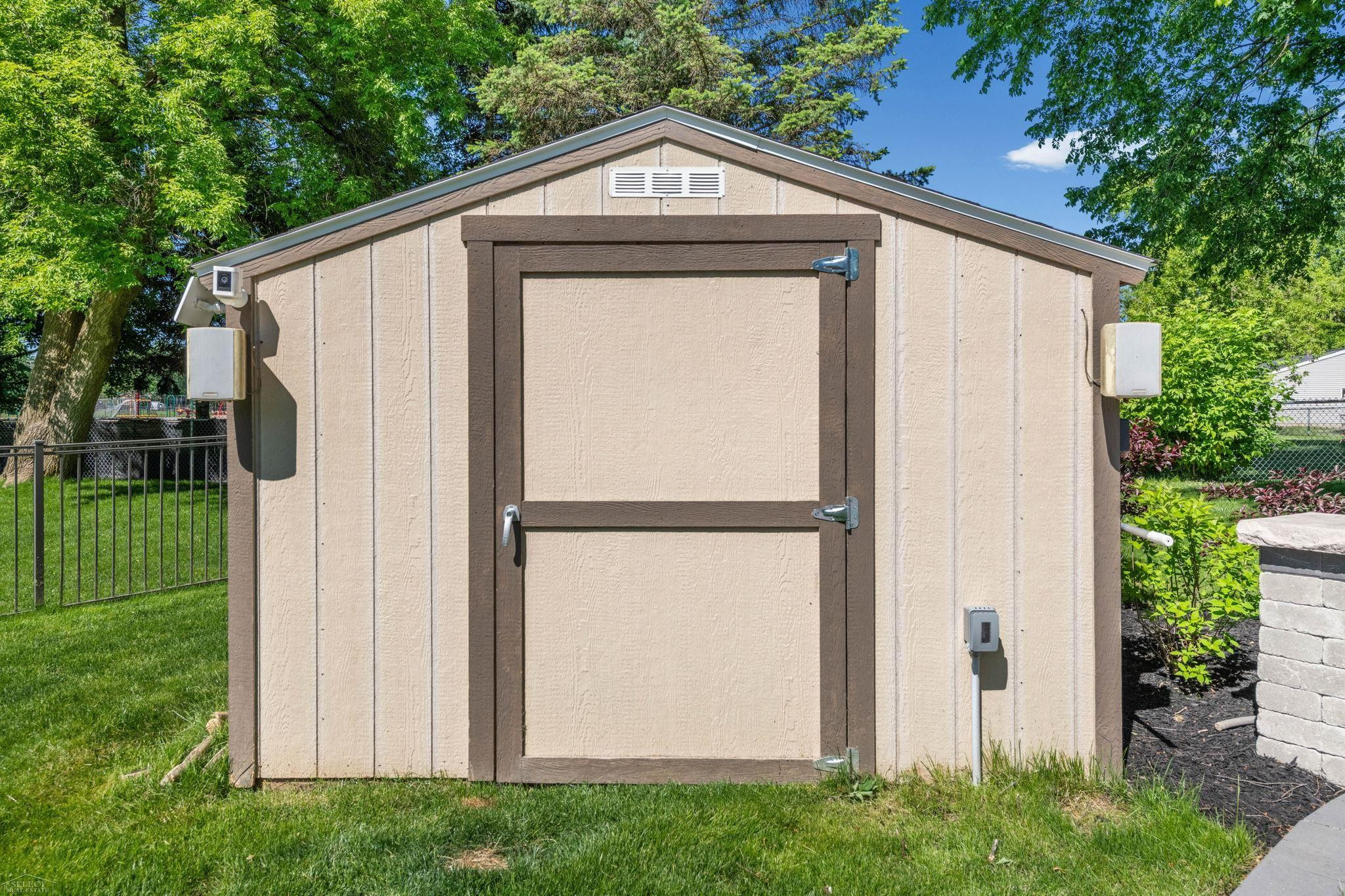 8303 Frederick Drive, Washington, MI — Photo 48