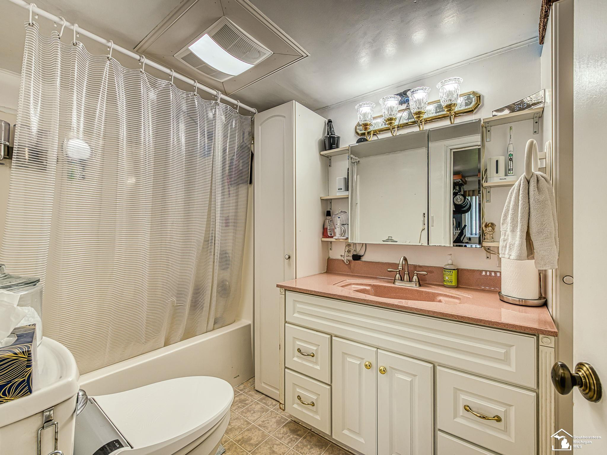 1736 Meadow Drive, Monroe, MI 48162 — Photo 12