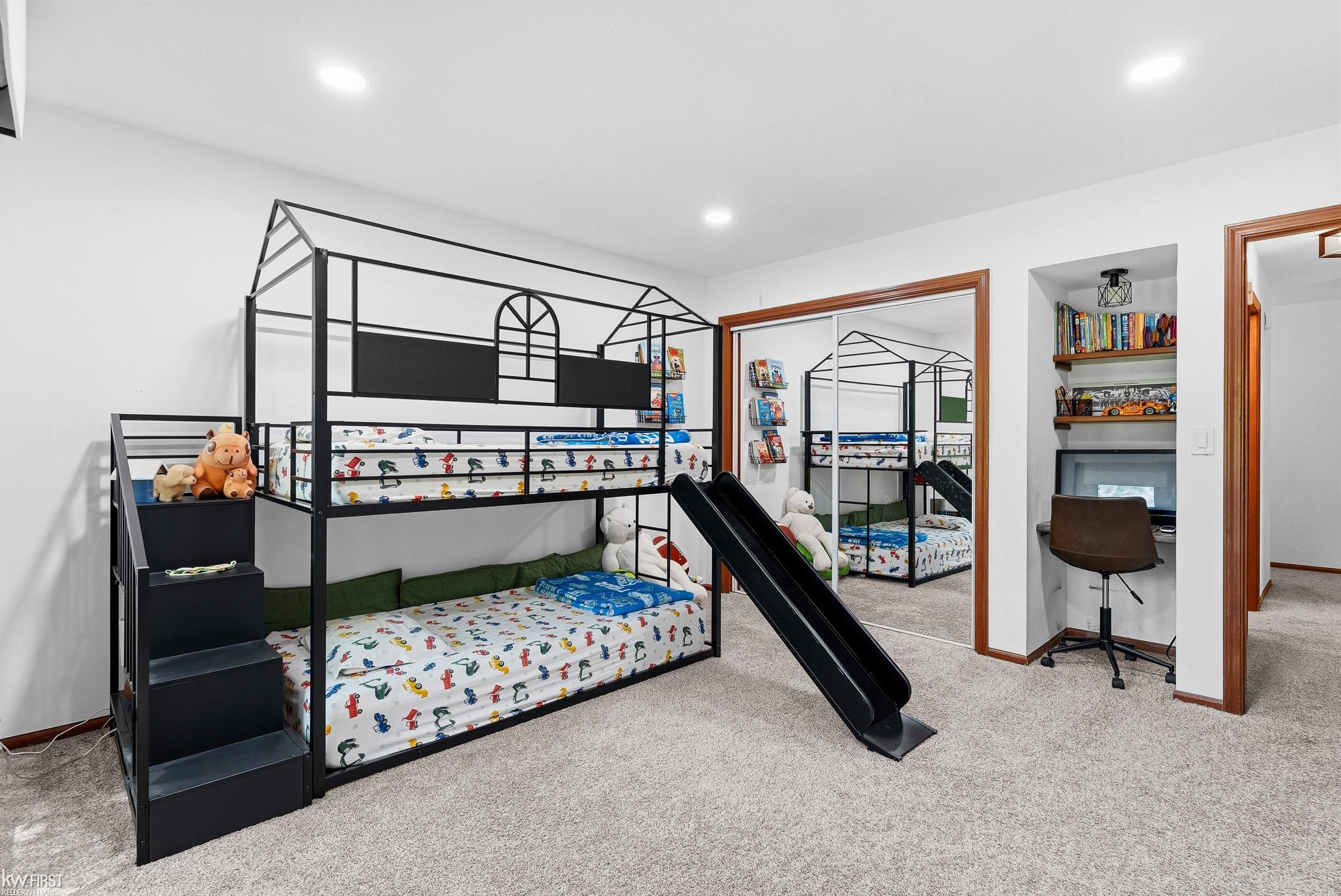 9220 Creekwood Lake Trail, Grand Blanc, MI 48439 — Photo 37