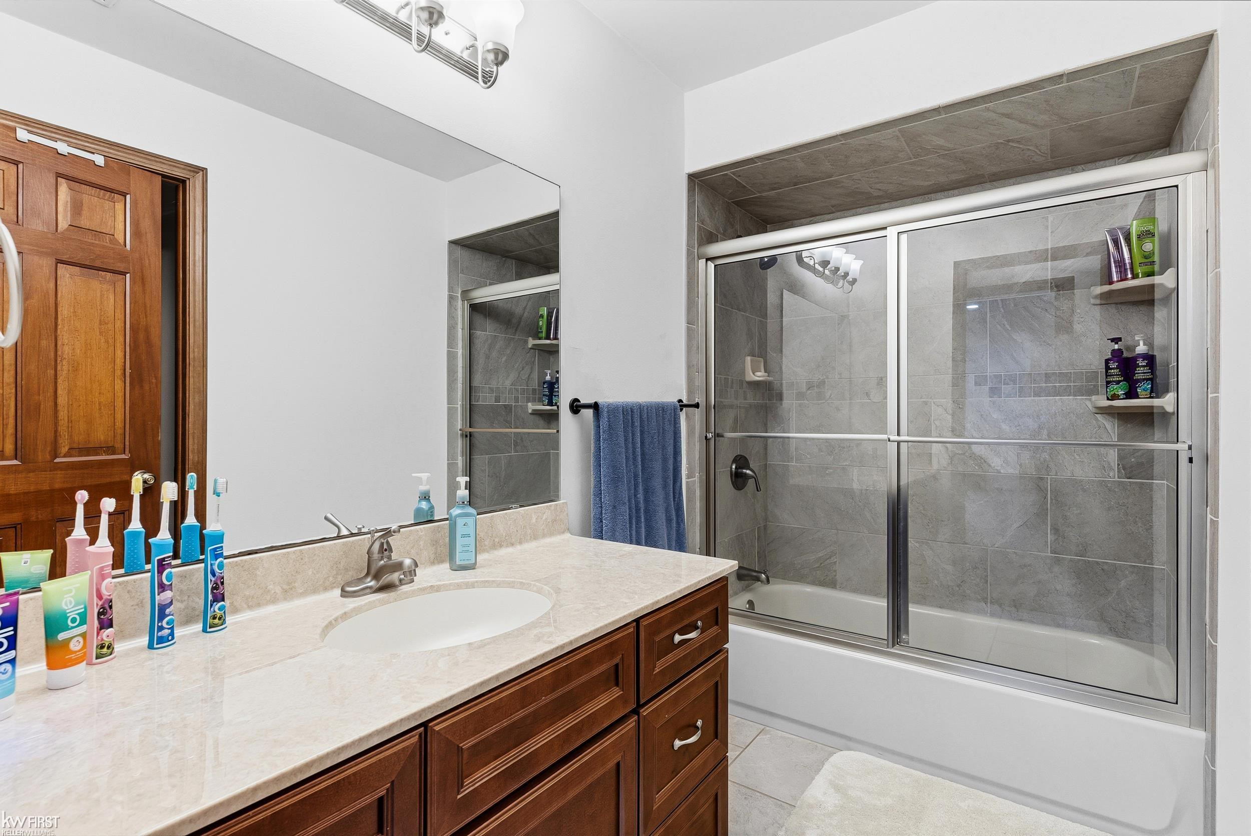 9220 Creekwood Lake Trail, Grand Blanc, MI 48439 — Photo 44