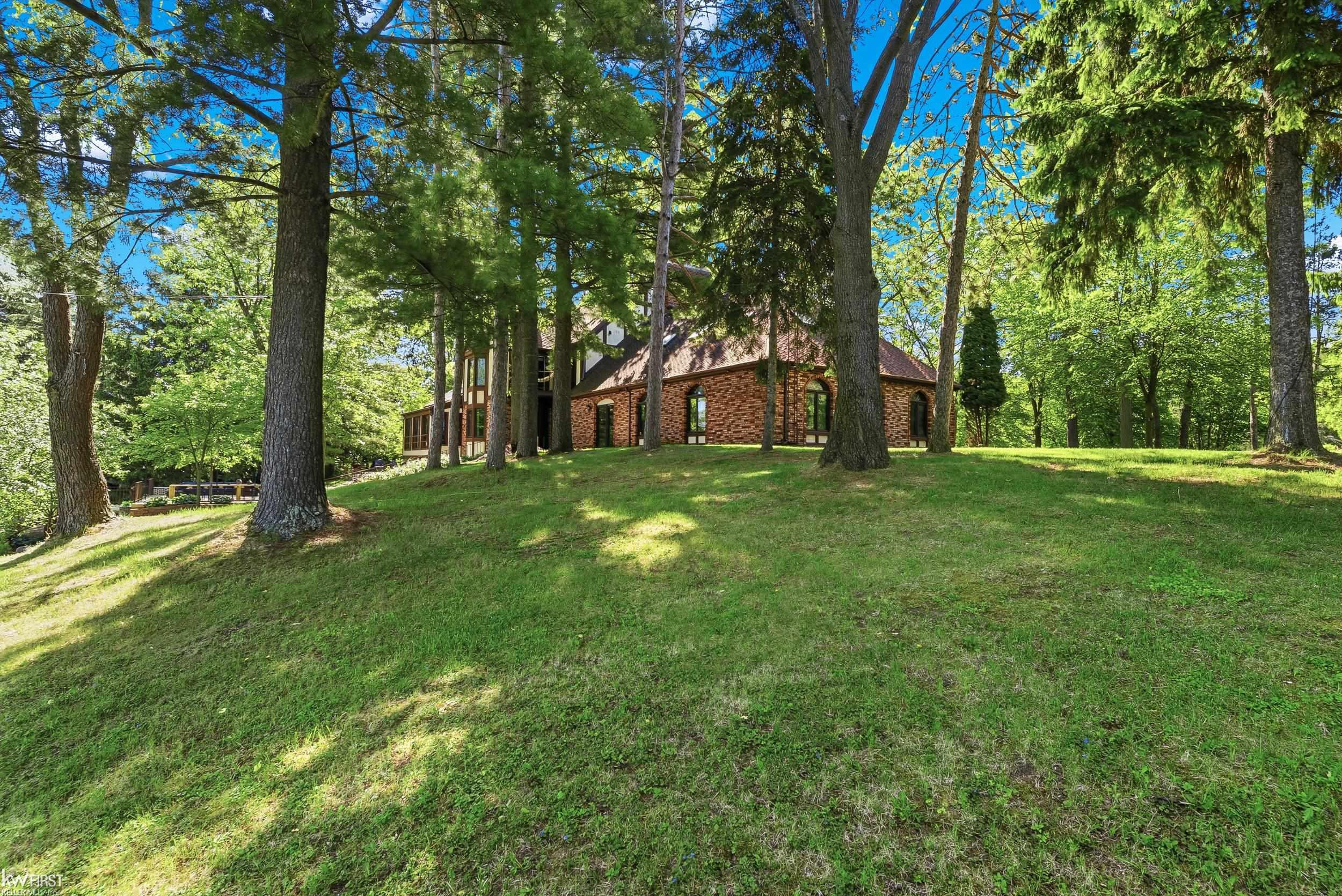 9220 Creekwood Lake Trail, Grand Blanc, MI 48439 — Photo 70