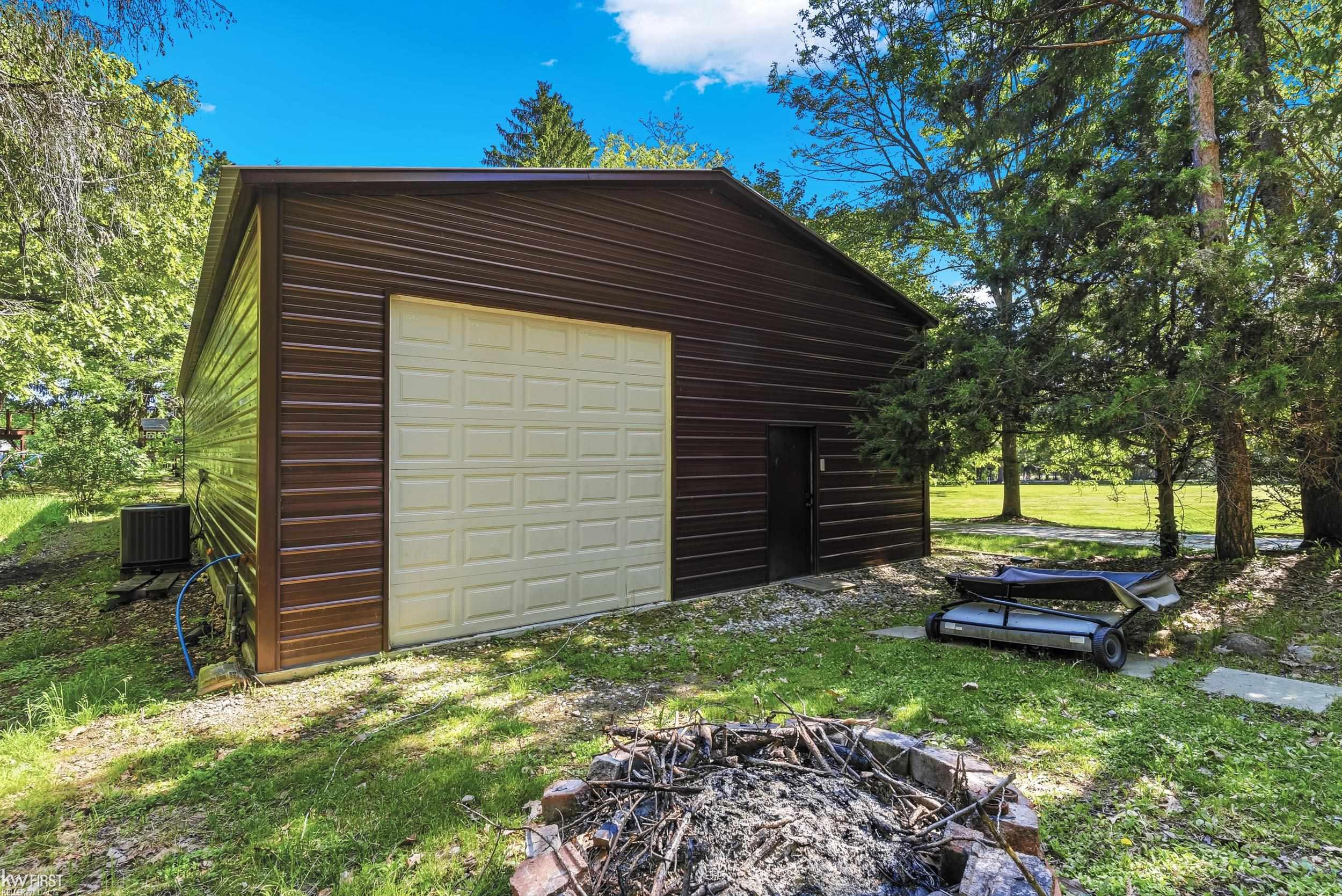 9220 Creekwood Lake Trail, Grand Blanc, MI 48439 — Photo 77
