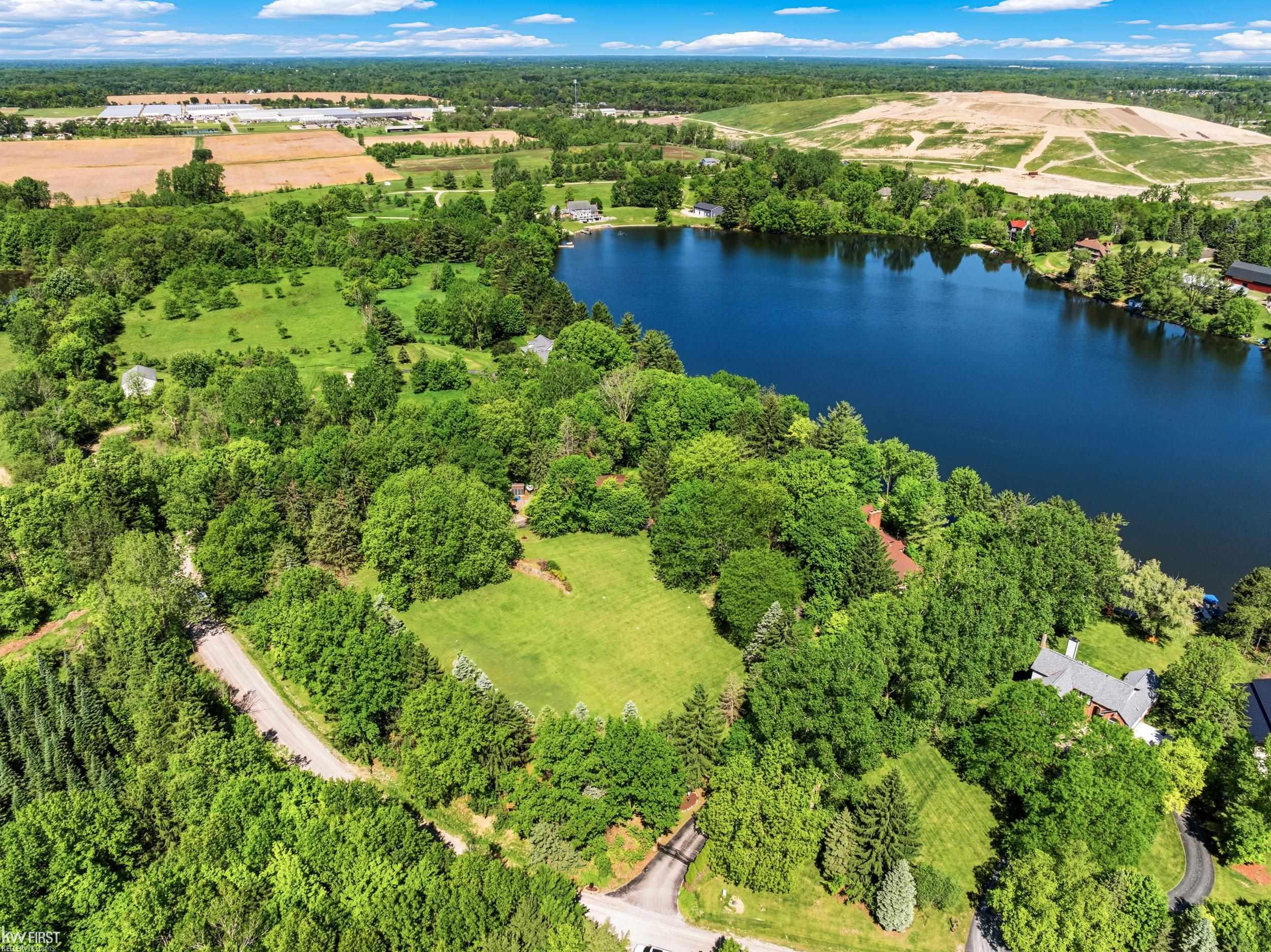 9220 Creekwood Lake Trail, Grand Blanc, MI 48439 — Photo 93