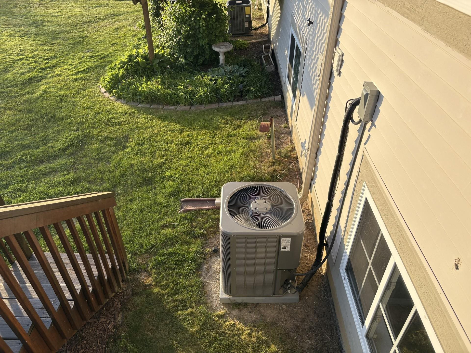 6418 Club Court, Grand Blanc, MI 48439 — Photo 27