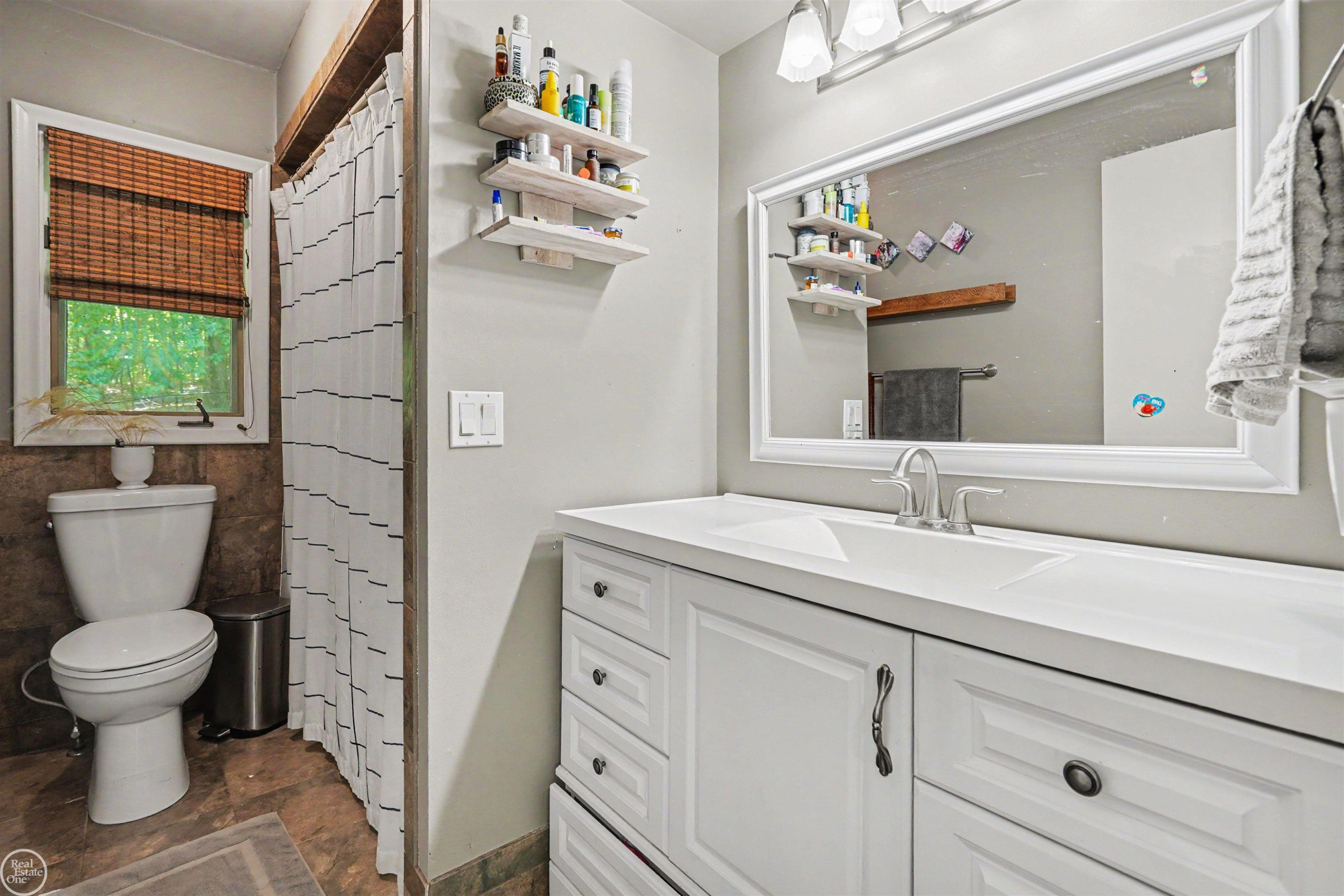 9065 Autumnglo Drive, Clarkston, MI 48348 — Photo 17