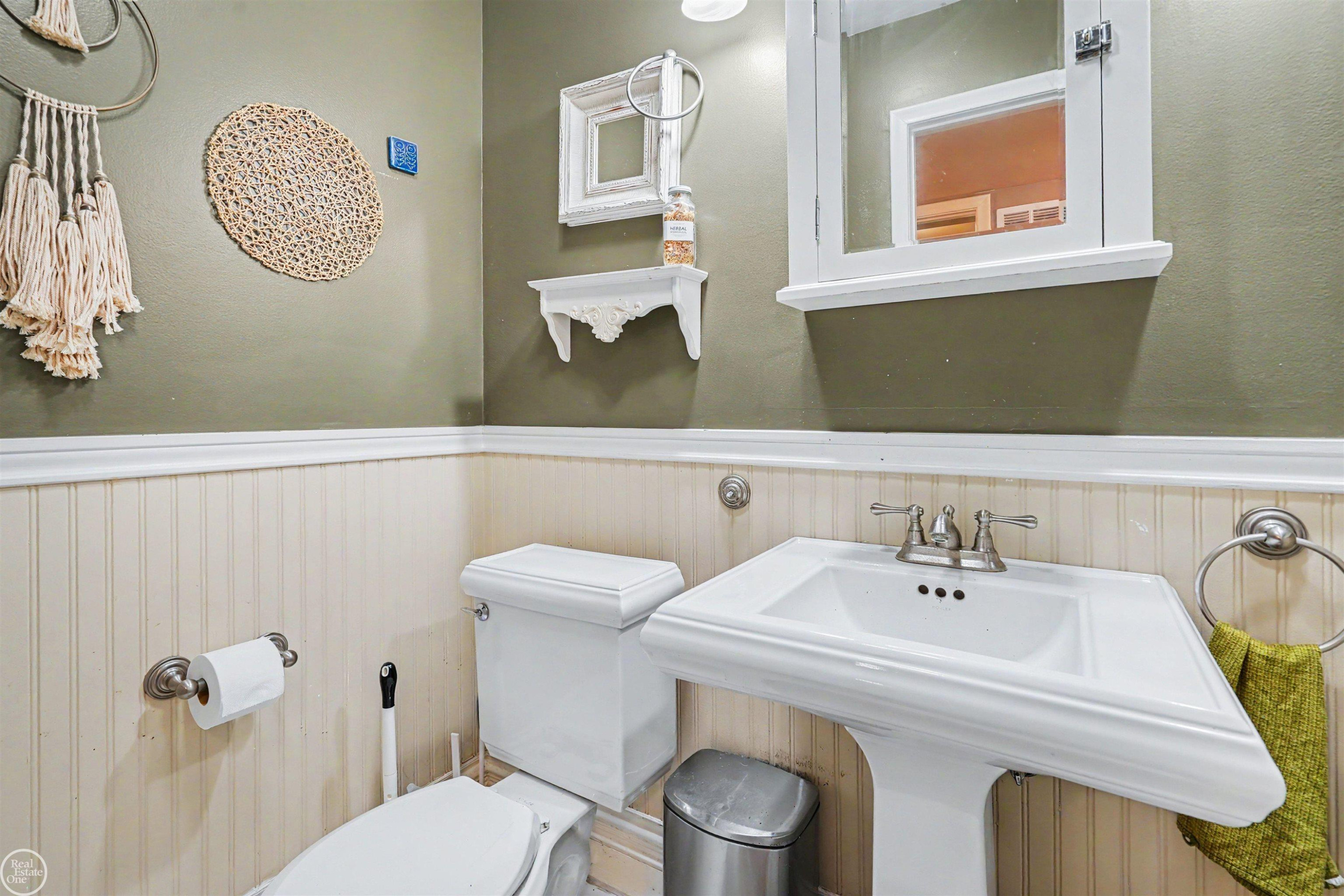 9065 Autumnglo Drive, Clarkston, MI 48348 — Photo 18