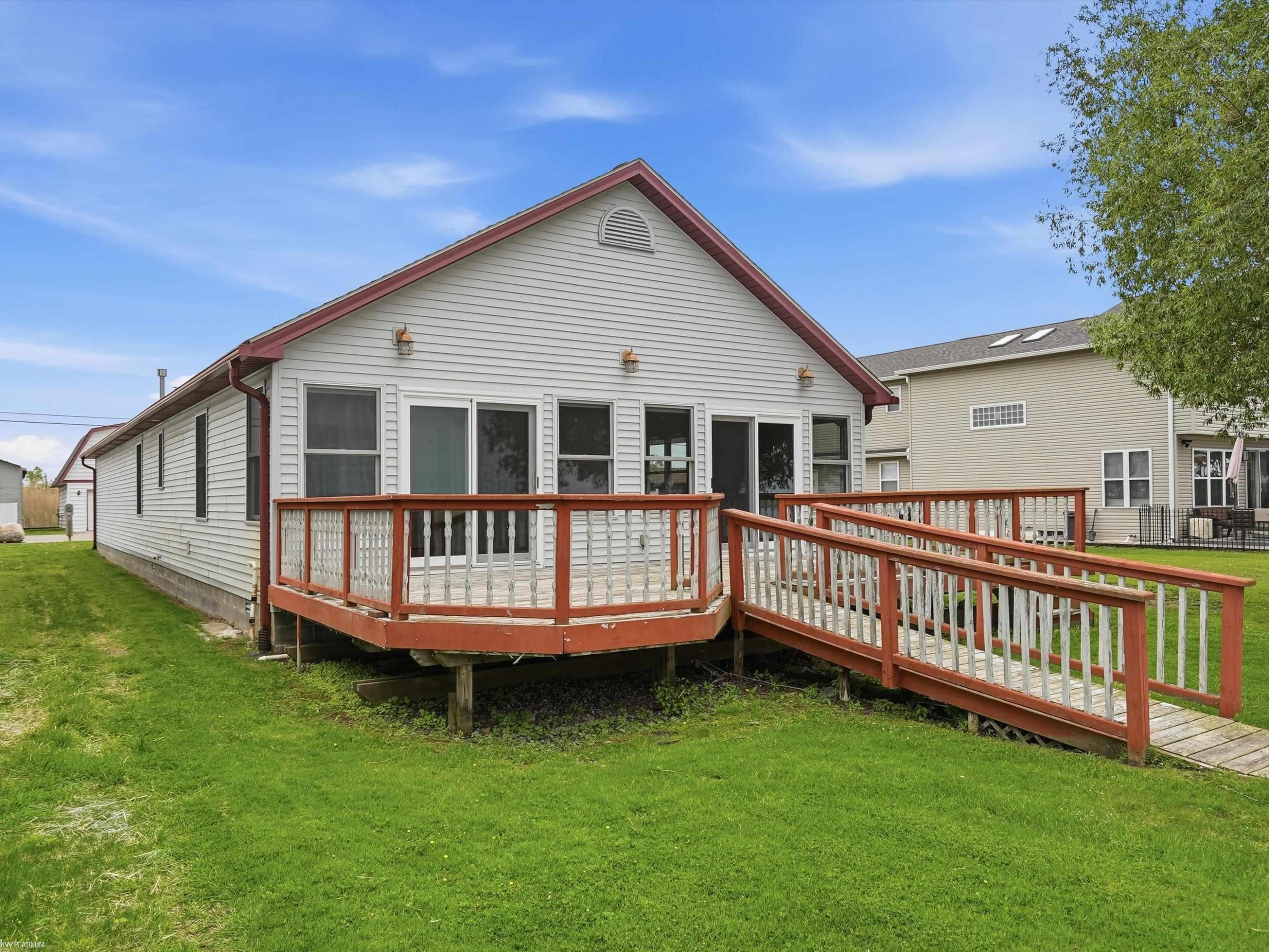 8622 Anchor Bay Drive, MI 48001