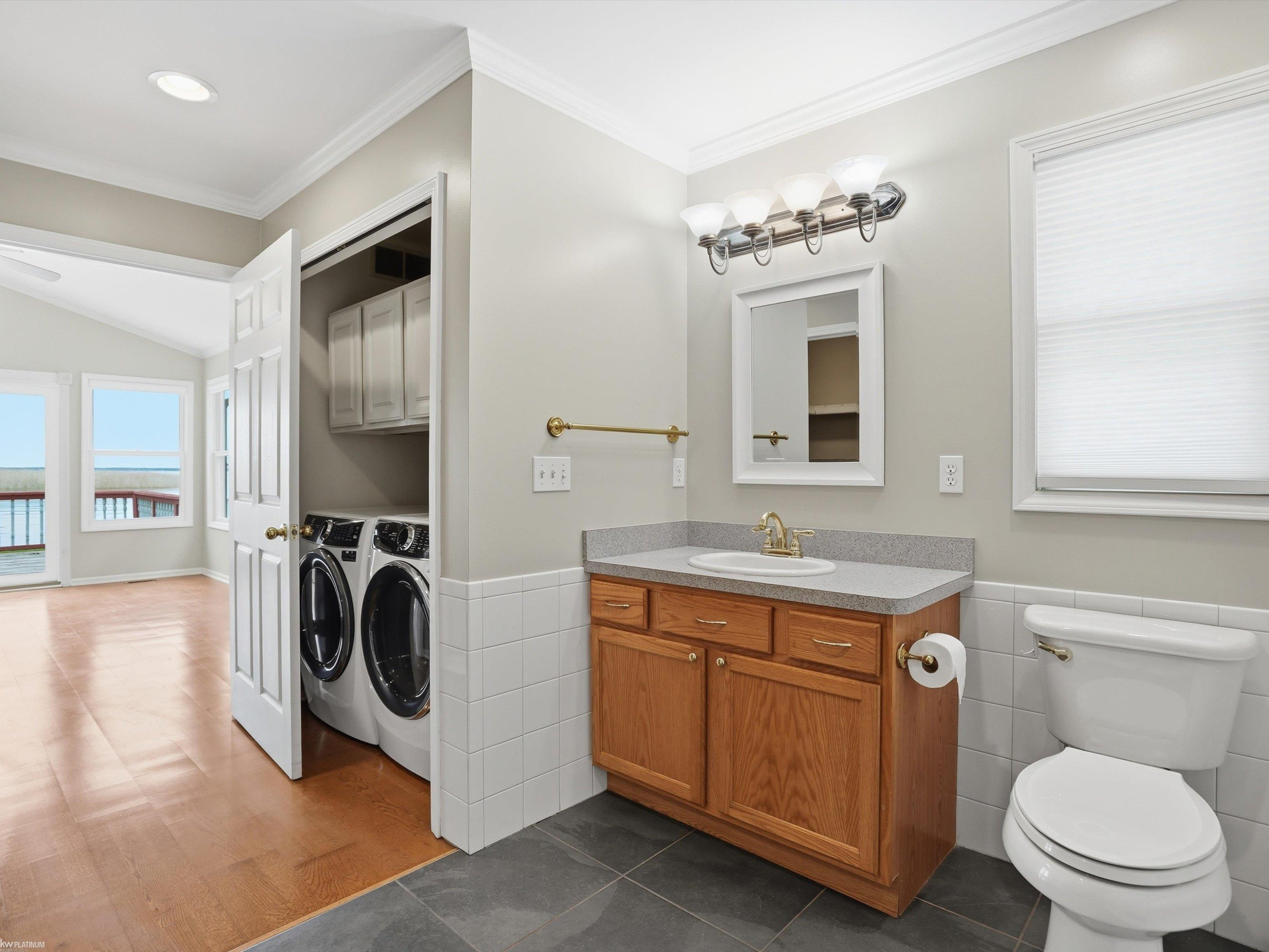 8622 Anchor Bay Drive, MI 48001 — Photo 23