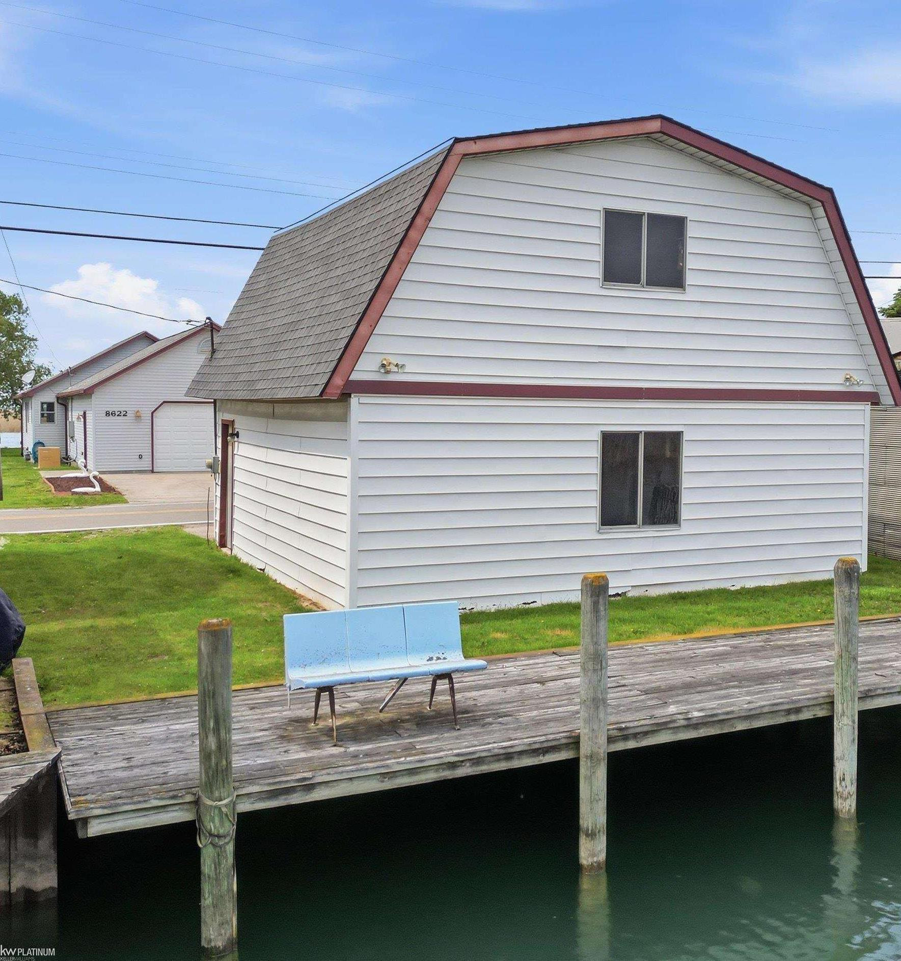 8622 Anchor Bay Drive, MI 48001 — Photo 37