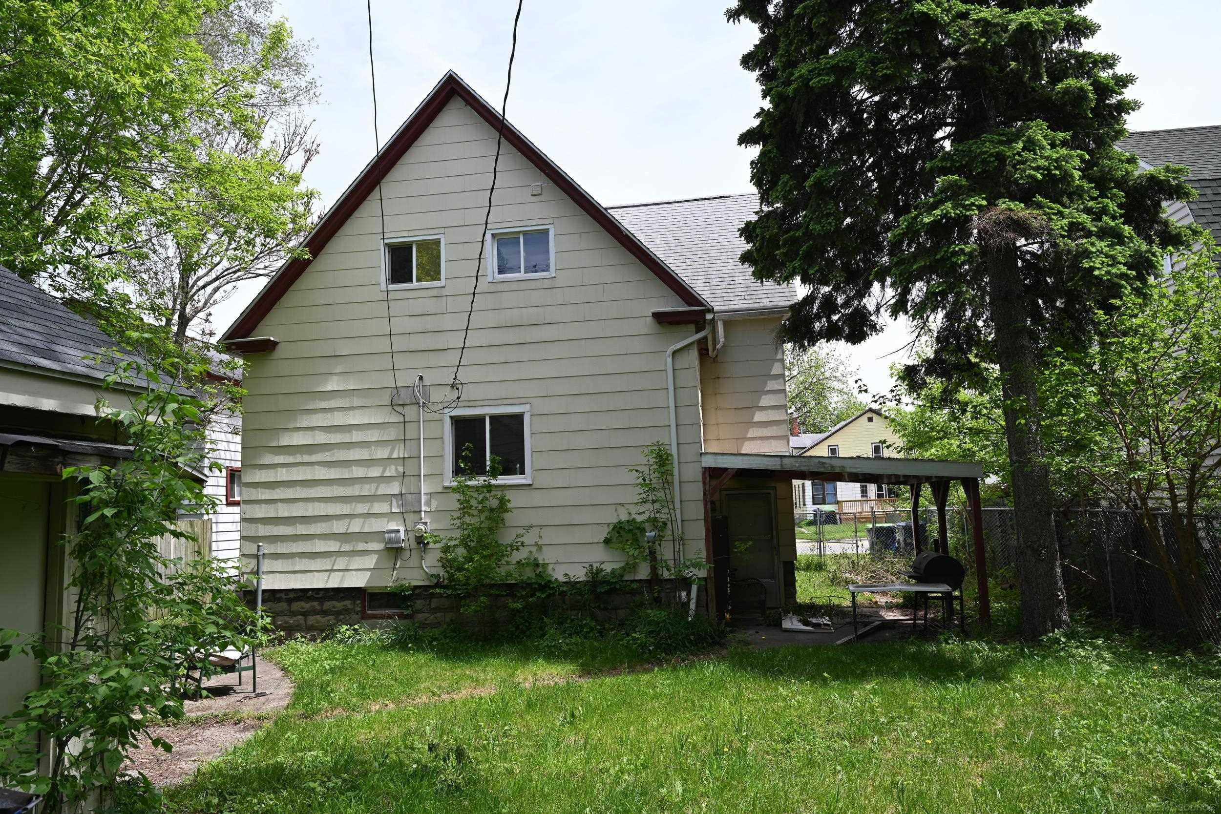 912 Garfield Avenue, Bay City, MI 48708 — Photo 5