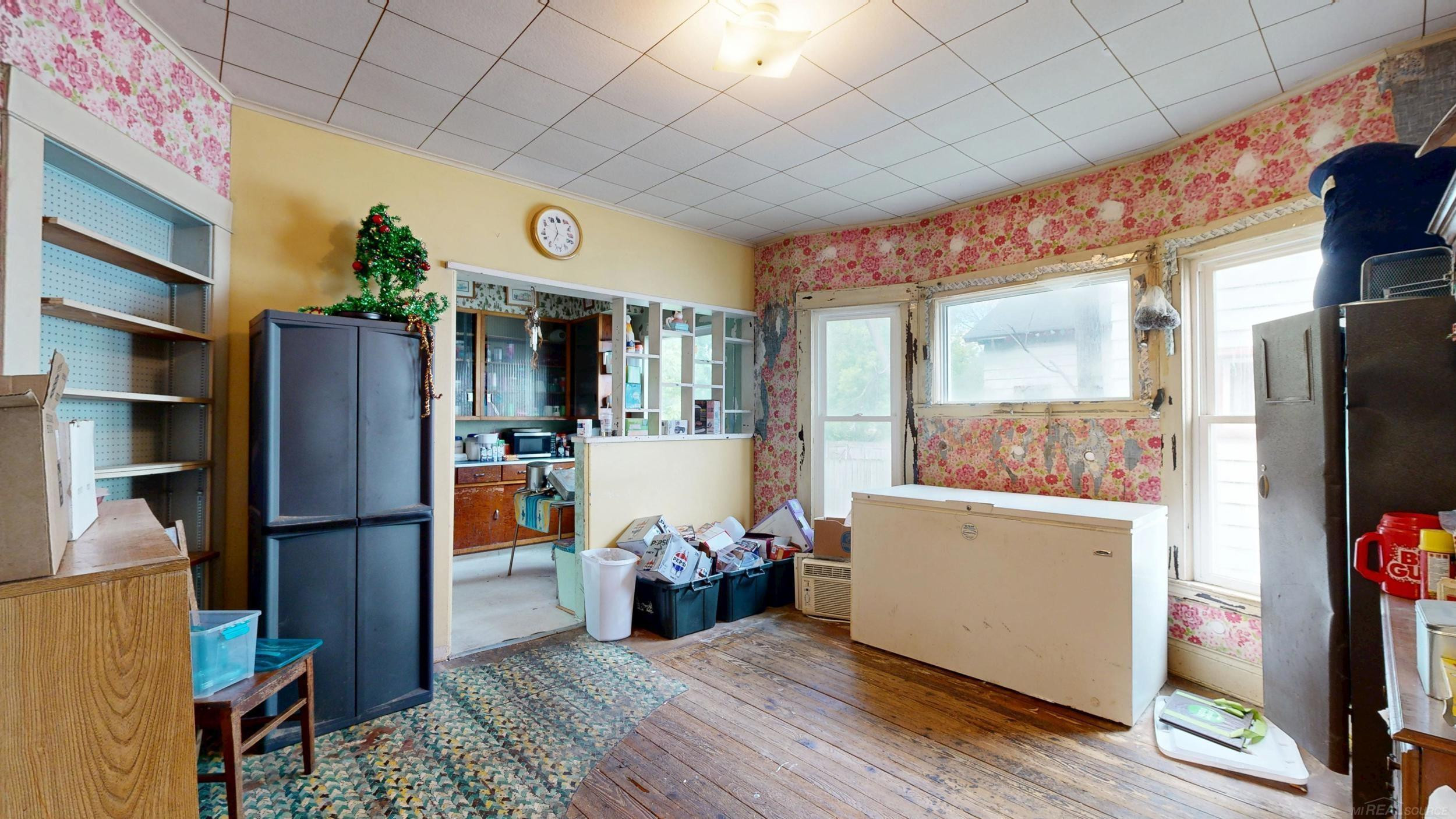 912 Garfield Avenue, Bay City, MI 48708 — Photo 7