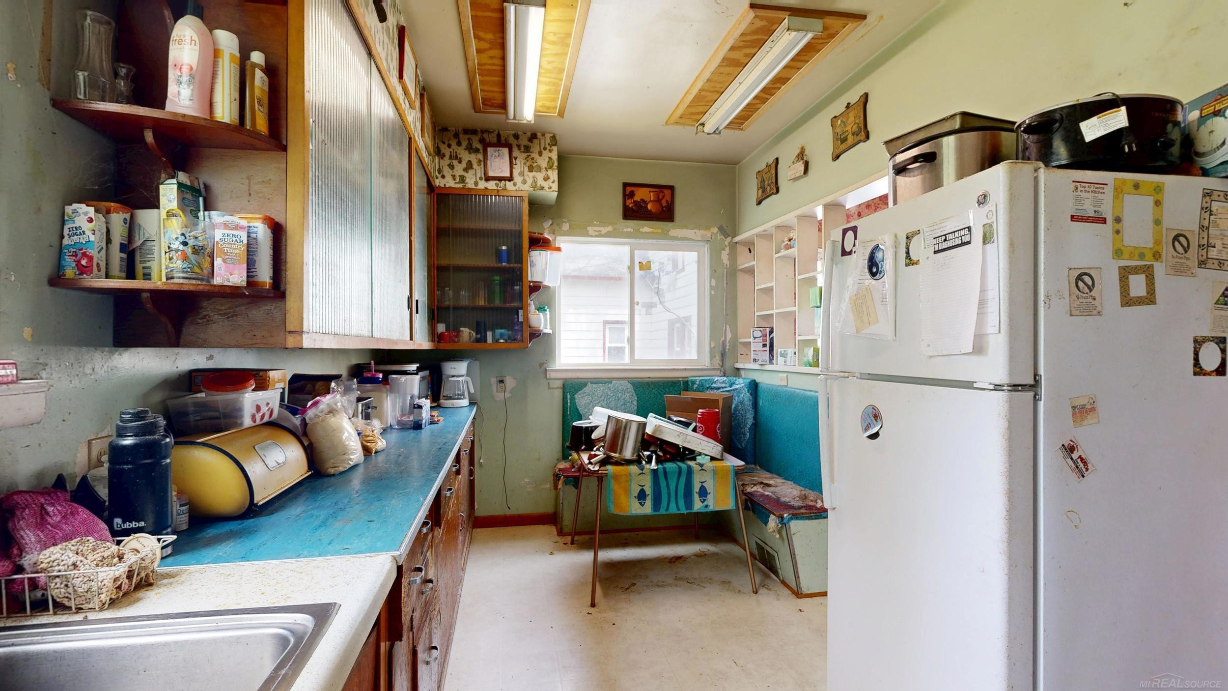 912 Garfield Avenue, Bay City, MI 48708 — Photo 8