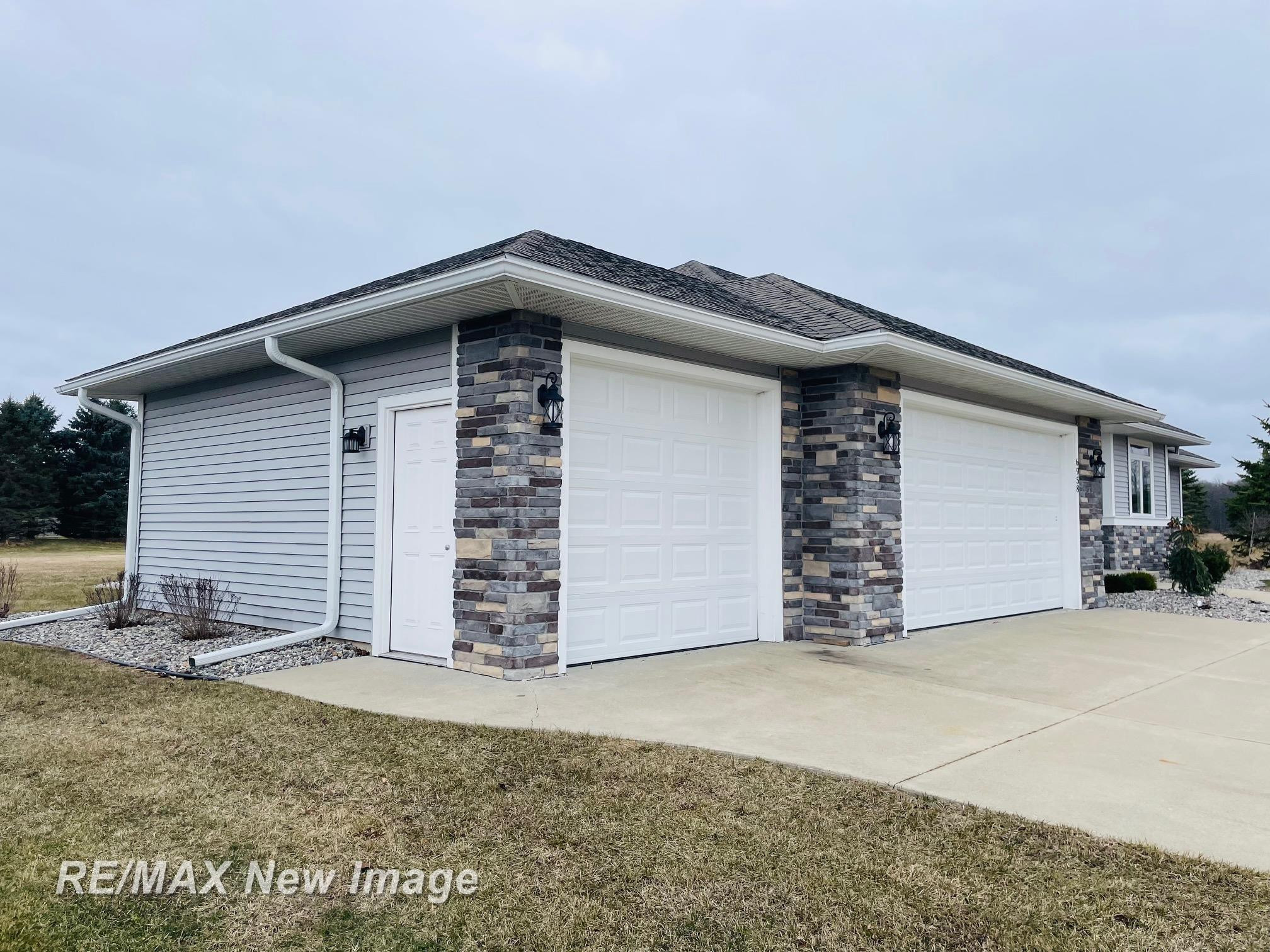 6958 Pleasant Ridge Trail, Saginaw, MI 48603 — Photo 32