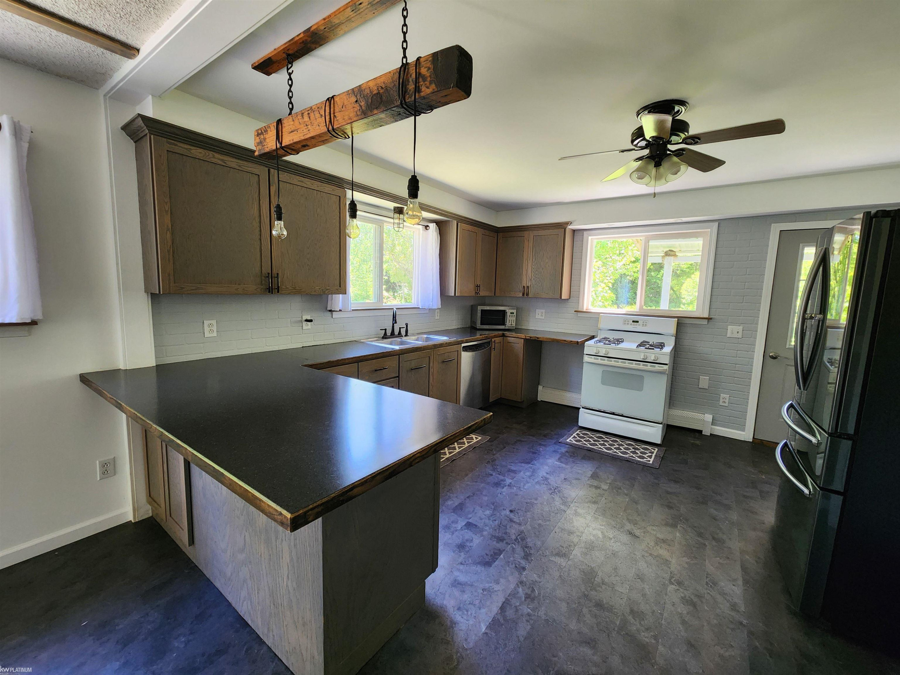 5045 Parker Road, MI 48059 — Photo 4
