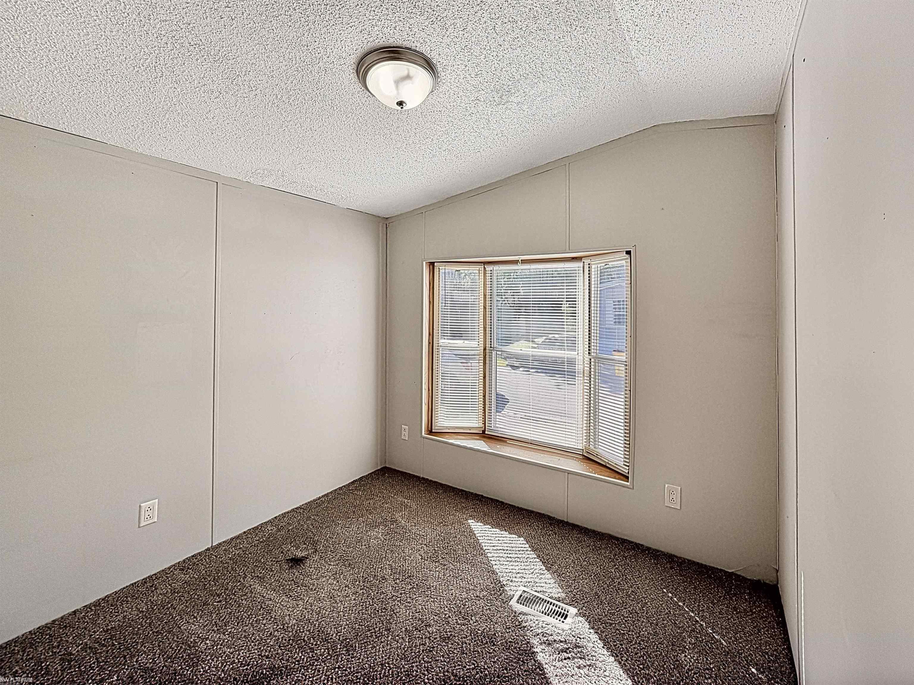 29767 Jamestown Drive, Chesterfield, MI — Photo 17