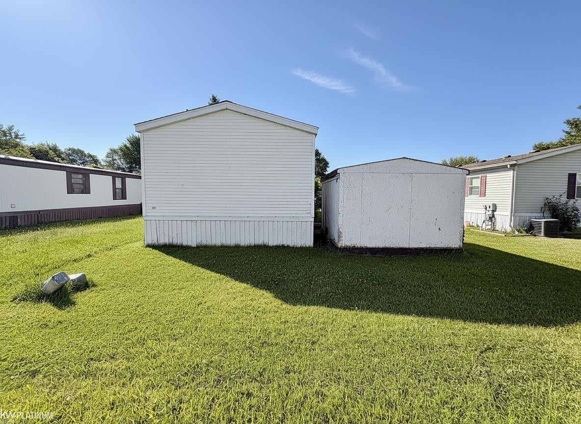 29767 Jamestown Drive, Chesterfield, MI — Photo 22