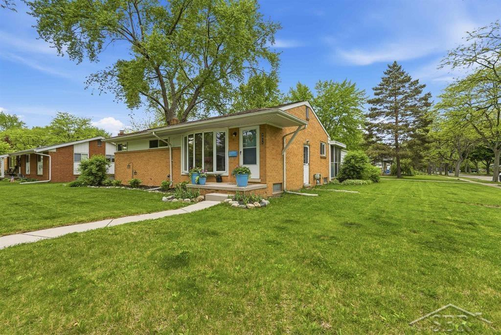 4911 Harding Street, Midland, MI 48642 — Photo 3