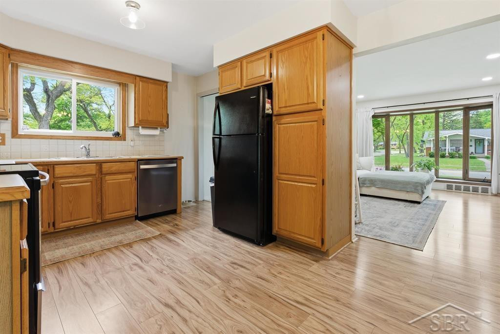 4911 Harding Street, Midland, MI 48642 — Photo 11