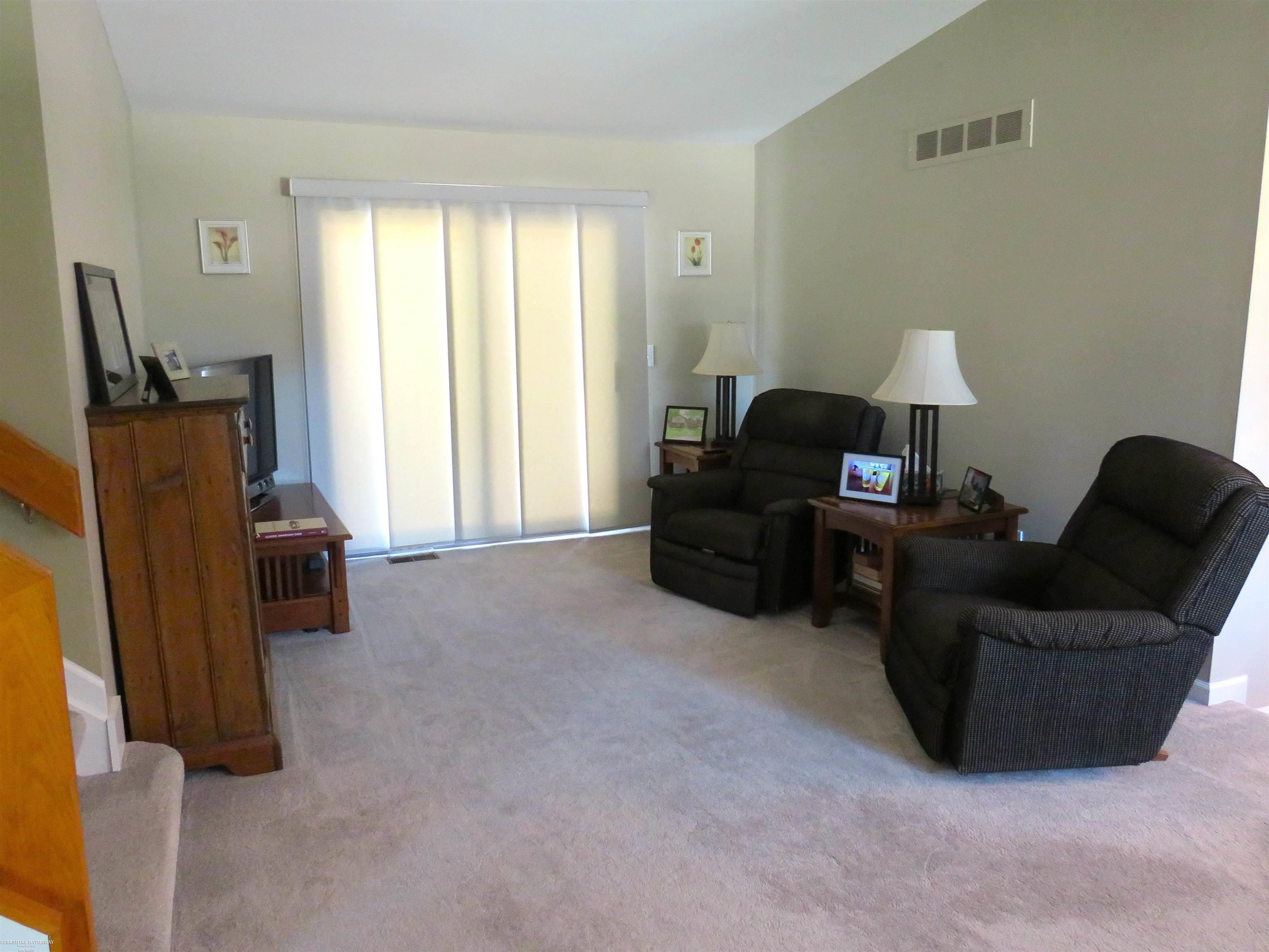 19231 Cooper Street, Clinton Twp, MI 48038 — Photo 5